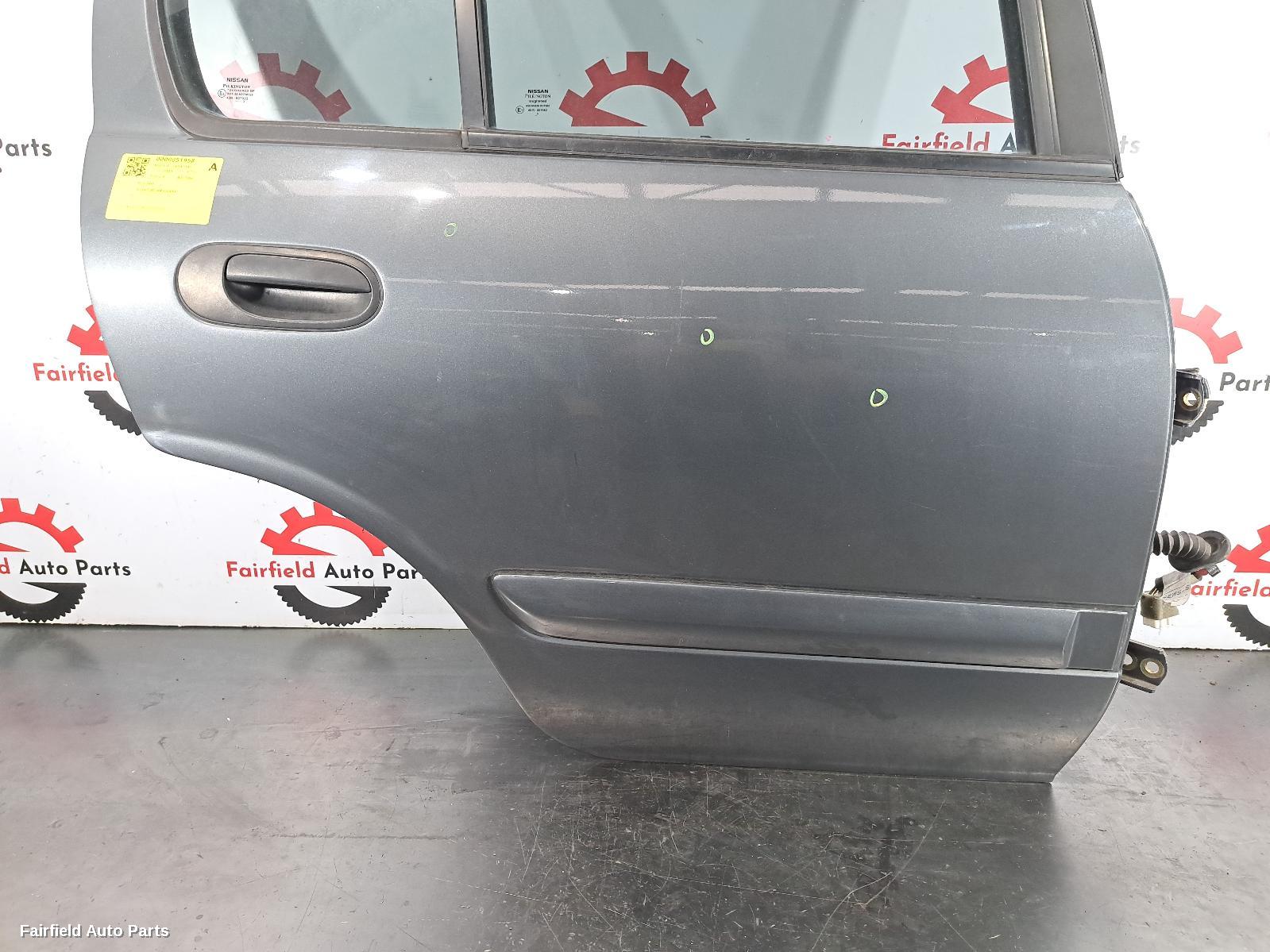 2001-2005 Nissan Pulsar Right Rear Door Sliding