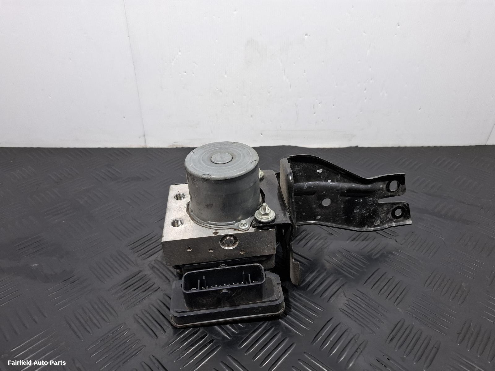 2014-2017 Volkswagen Polo Abs Pump Modulator