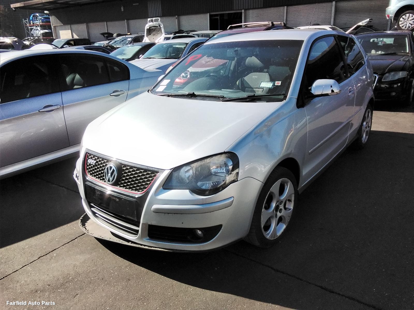 2005-2010 Volkswagen Polo Left Indicator Fog Side