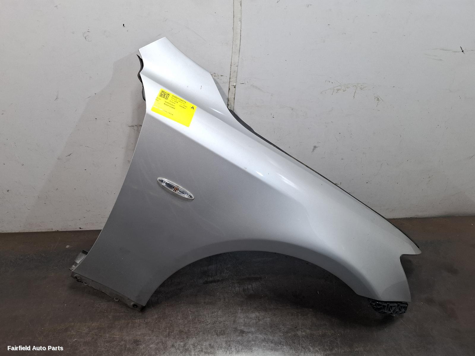 2005-2008 Lexus Is250/is250c Right Guard