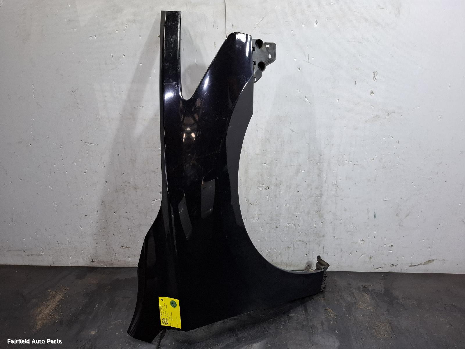 2013-2017 Nissan Altima Right Guard