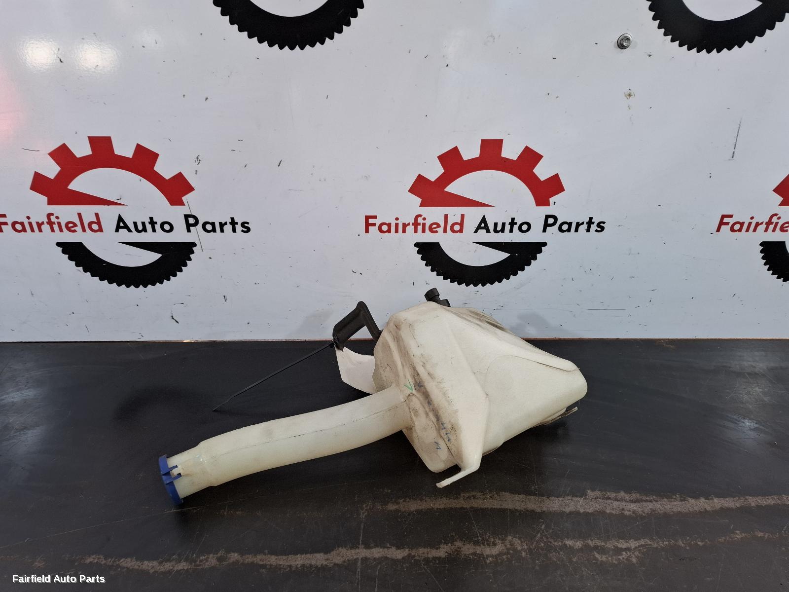 2011-2020 Mazda Bt50 Washer Bottle