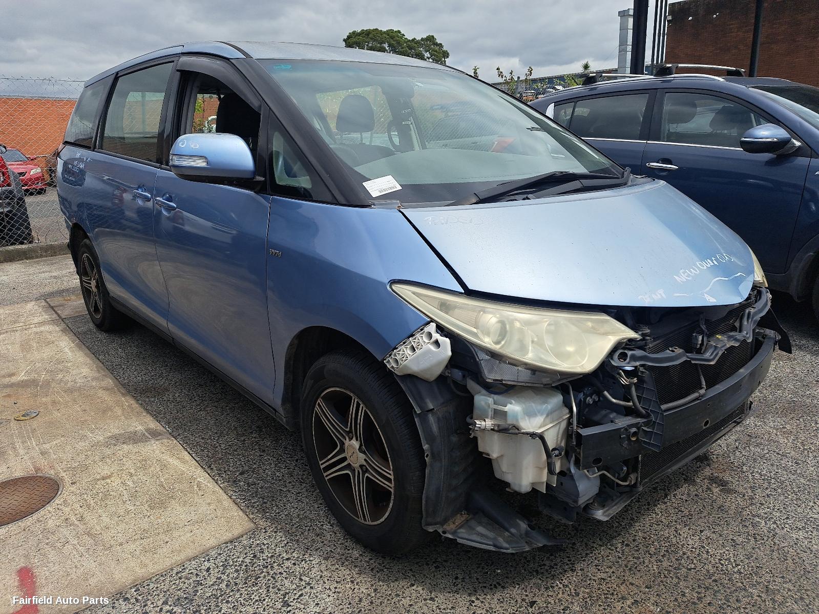 2006-2008 Toyota Tarago Right Headlamp