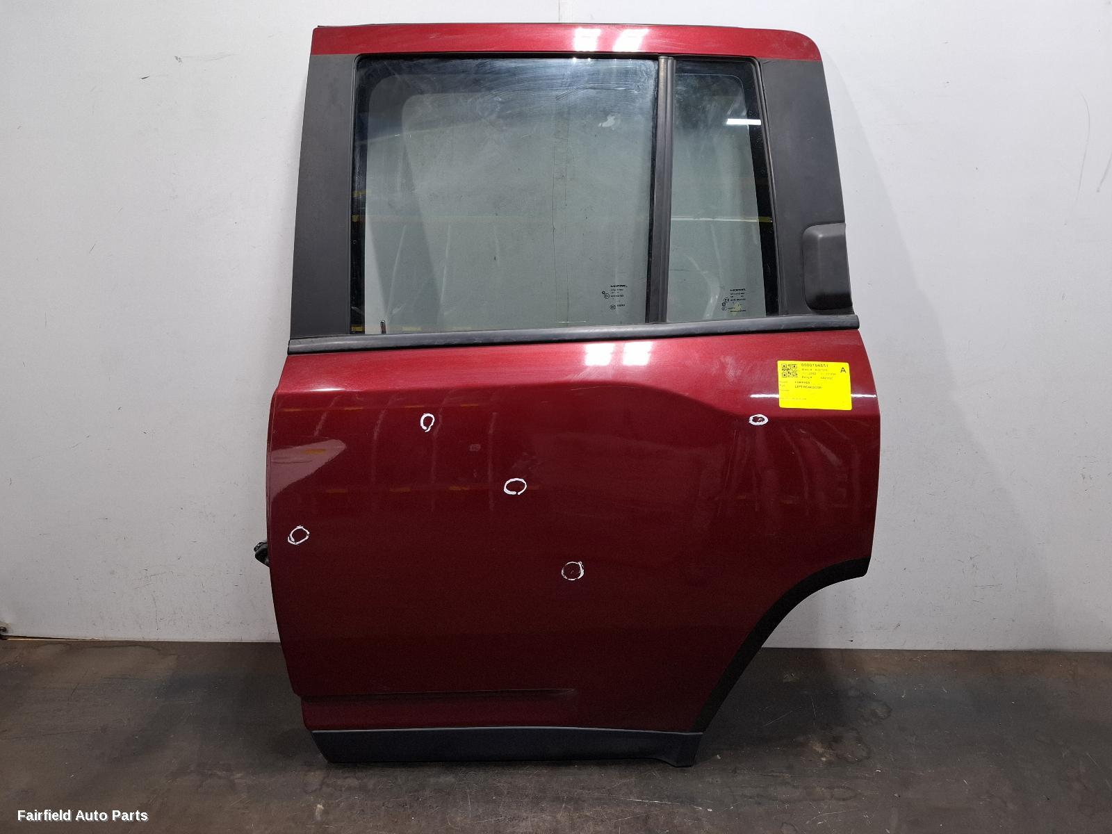 2011-2016 Jeep Compass Left Rear Door Sliding