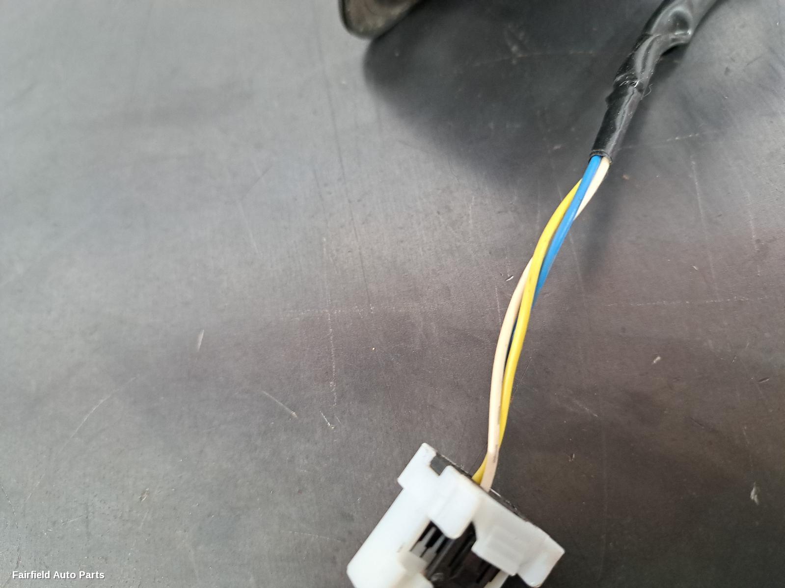 2009-2012 Mitsubishi Outlander Right Door Mirror