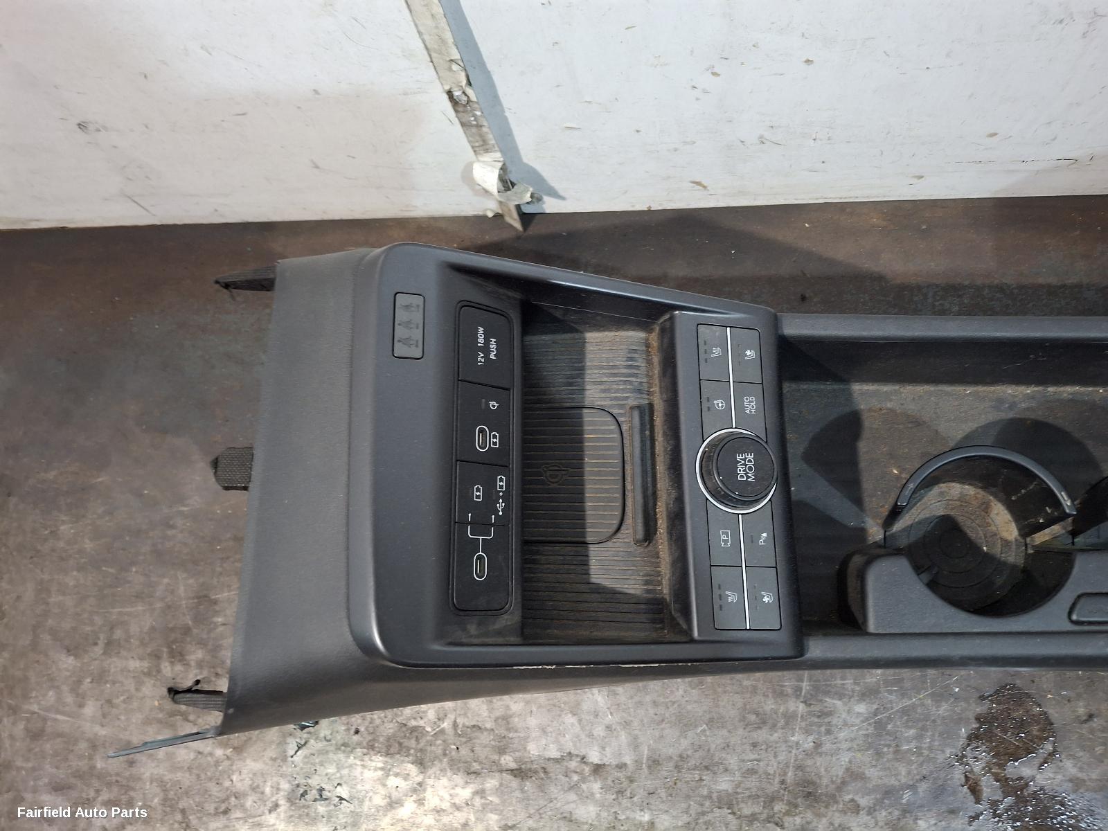 2023-2025 Hyundai Kona Console