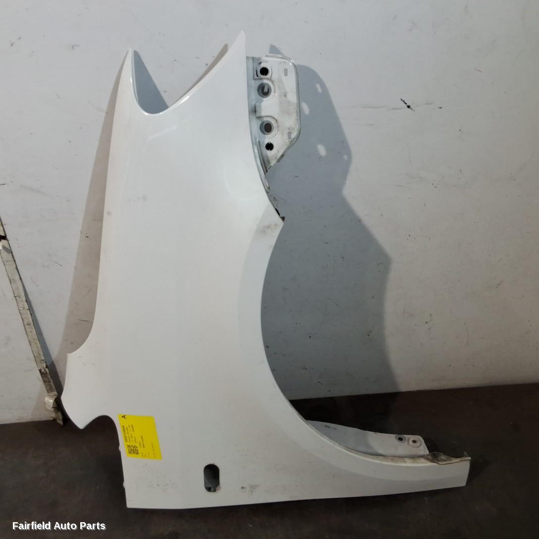 2004-2010 Volkswagen Caddy Right Guard
