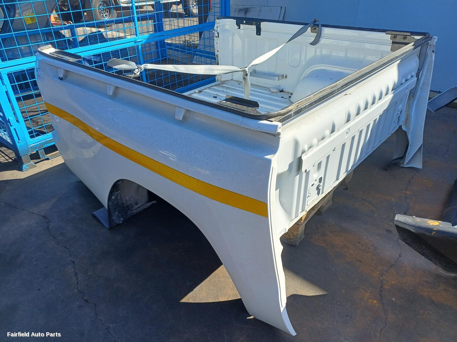 2015-2024 Toyota Hilux Tonneau Cover