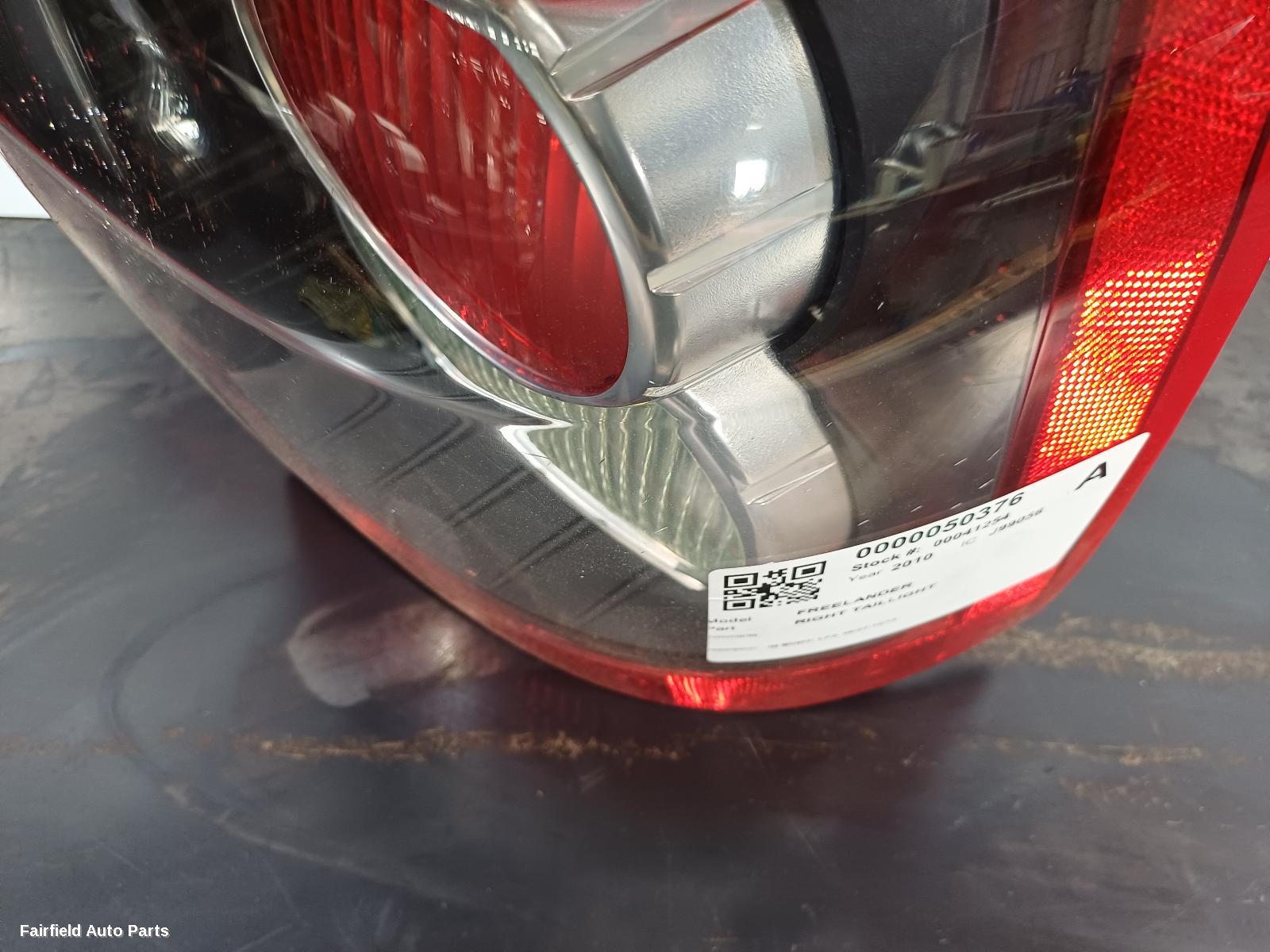 2007-2010 Land Rover Freelander Right Taillight