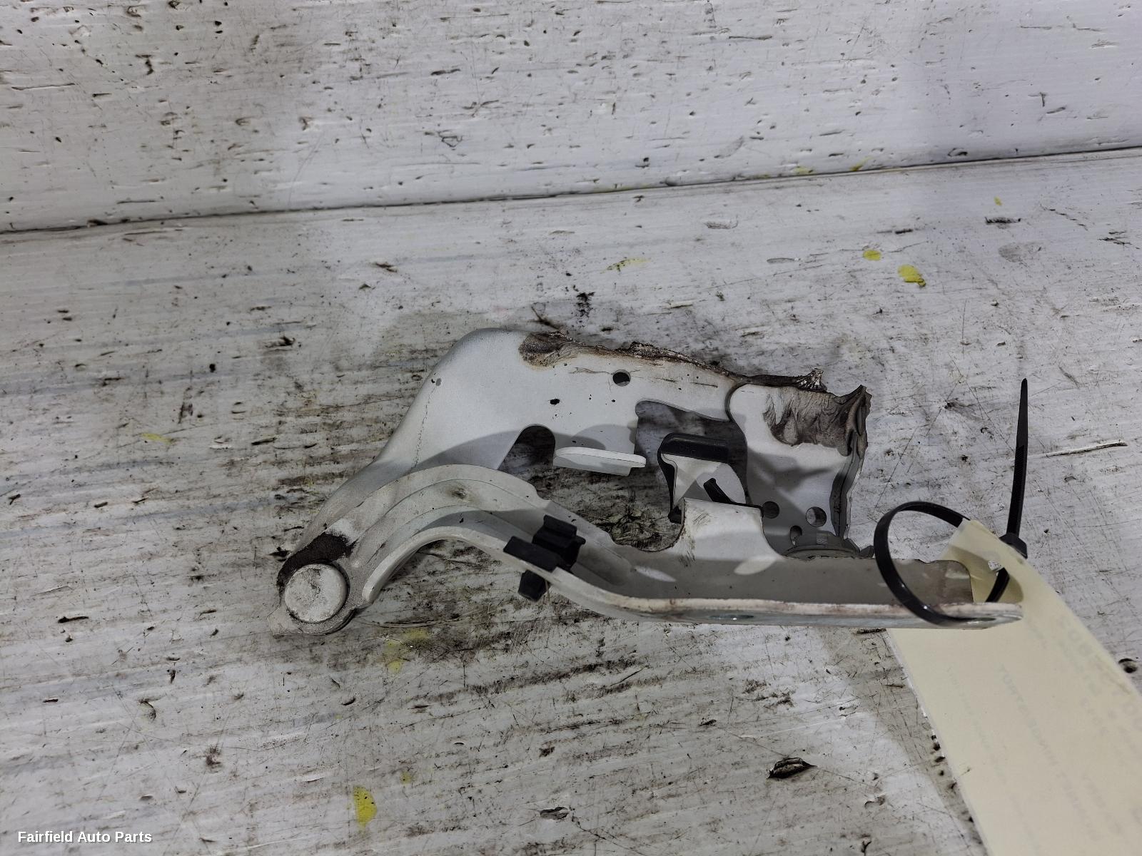 2011-2017 Toyota Camry Bonnet Hinge Strut