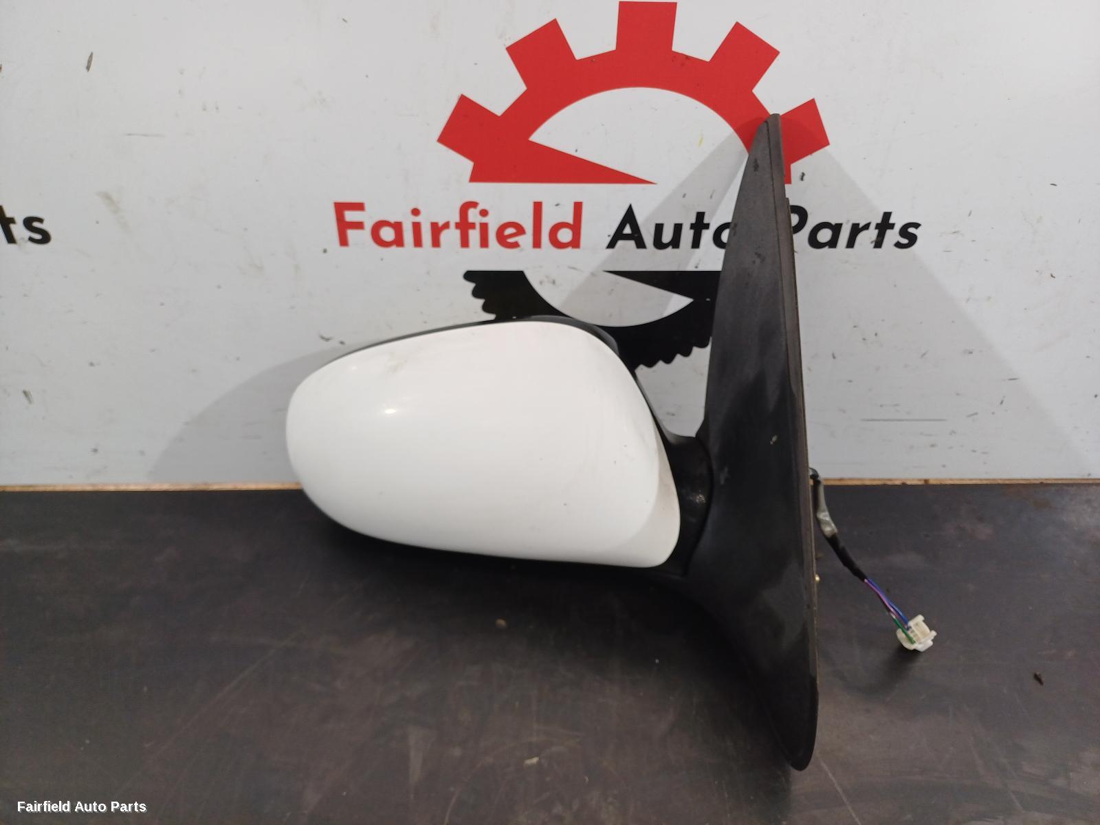 2003-2005 Nissan Pulsar Right Door Mirror