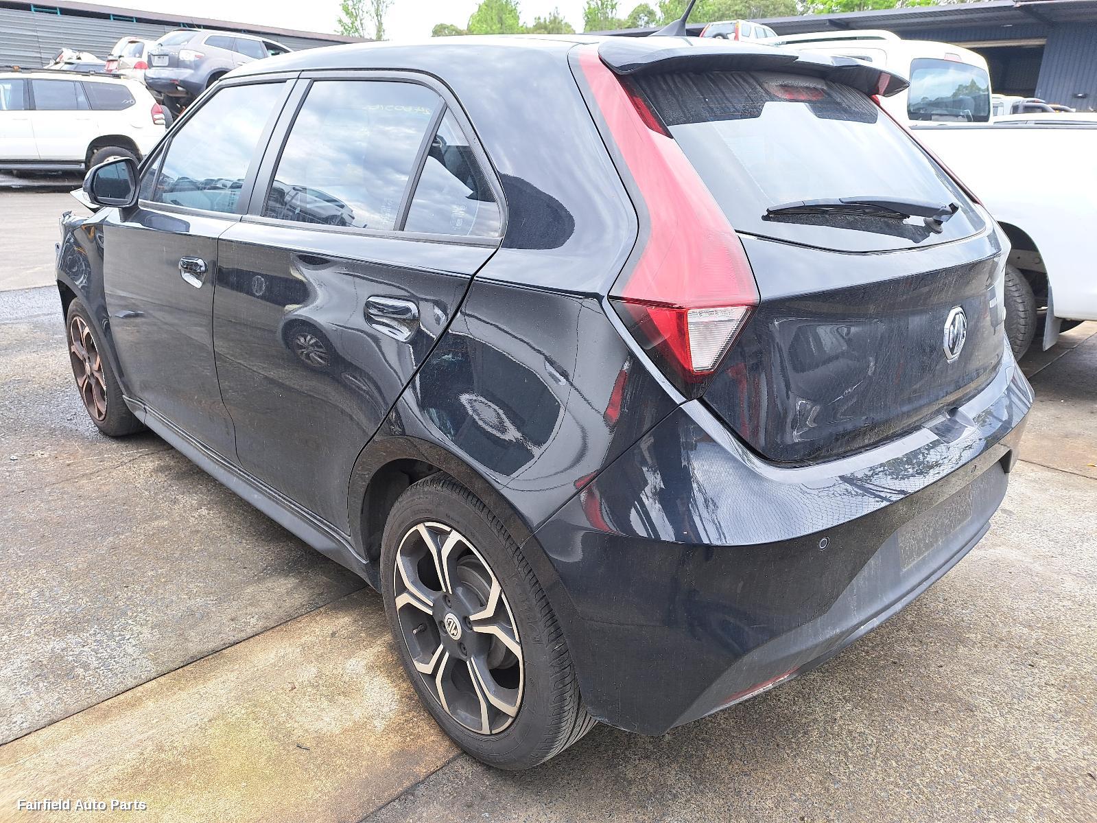 2021 Mg Mg3 Parcel Shelf