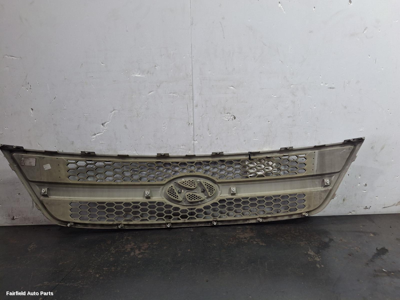 2015-2018 Hyundai Iload/imax Grille