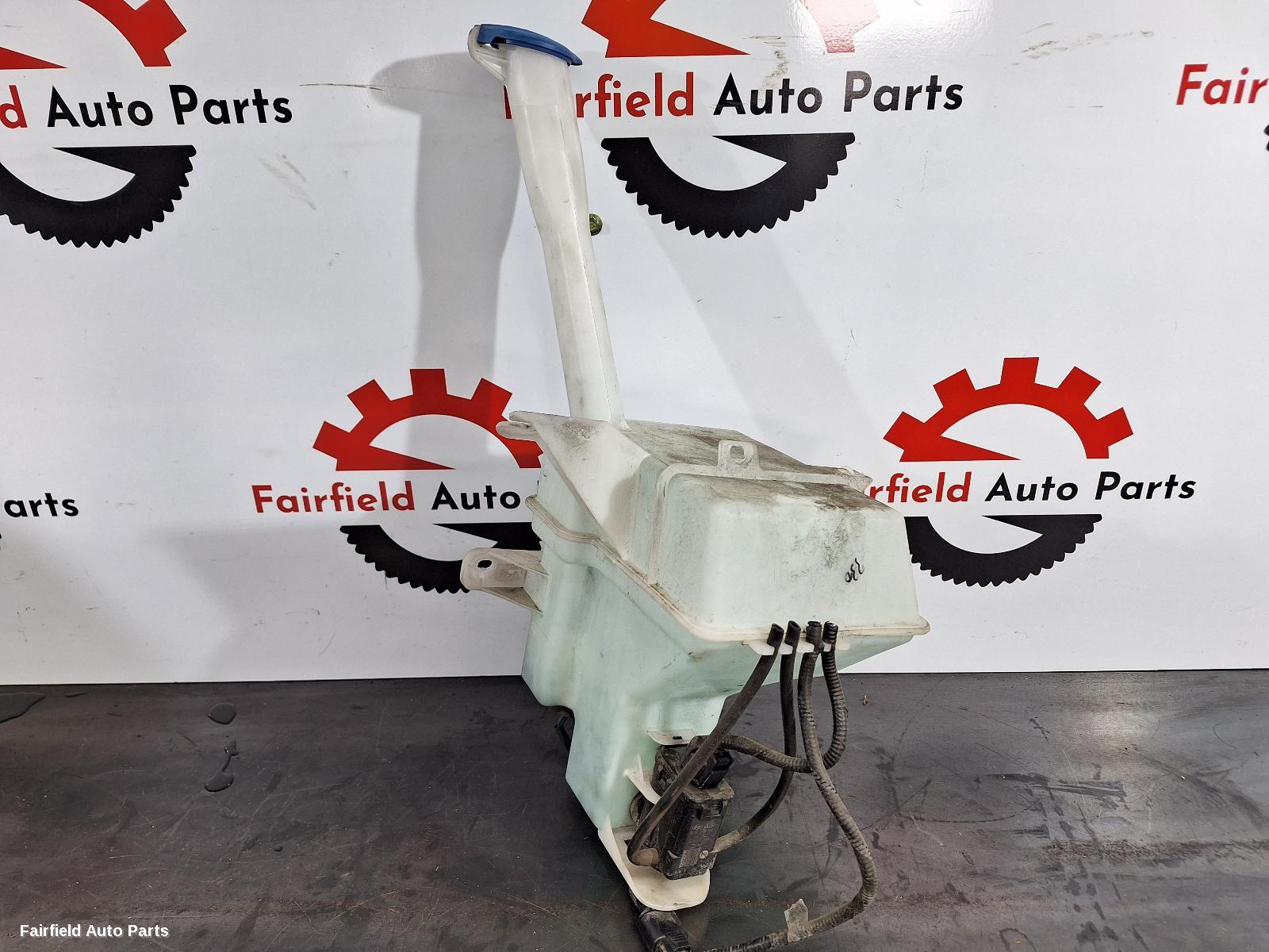 2015-2019 Hyundai I40 Washer Bottle