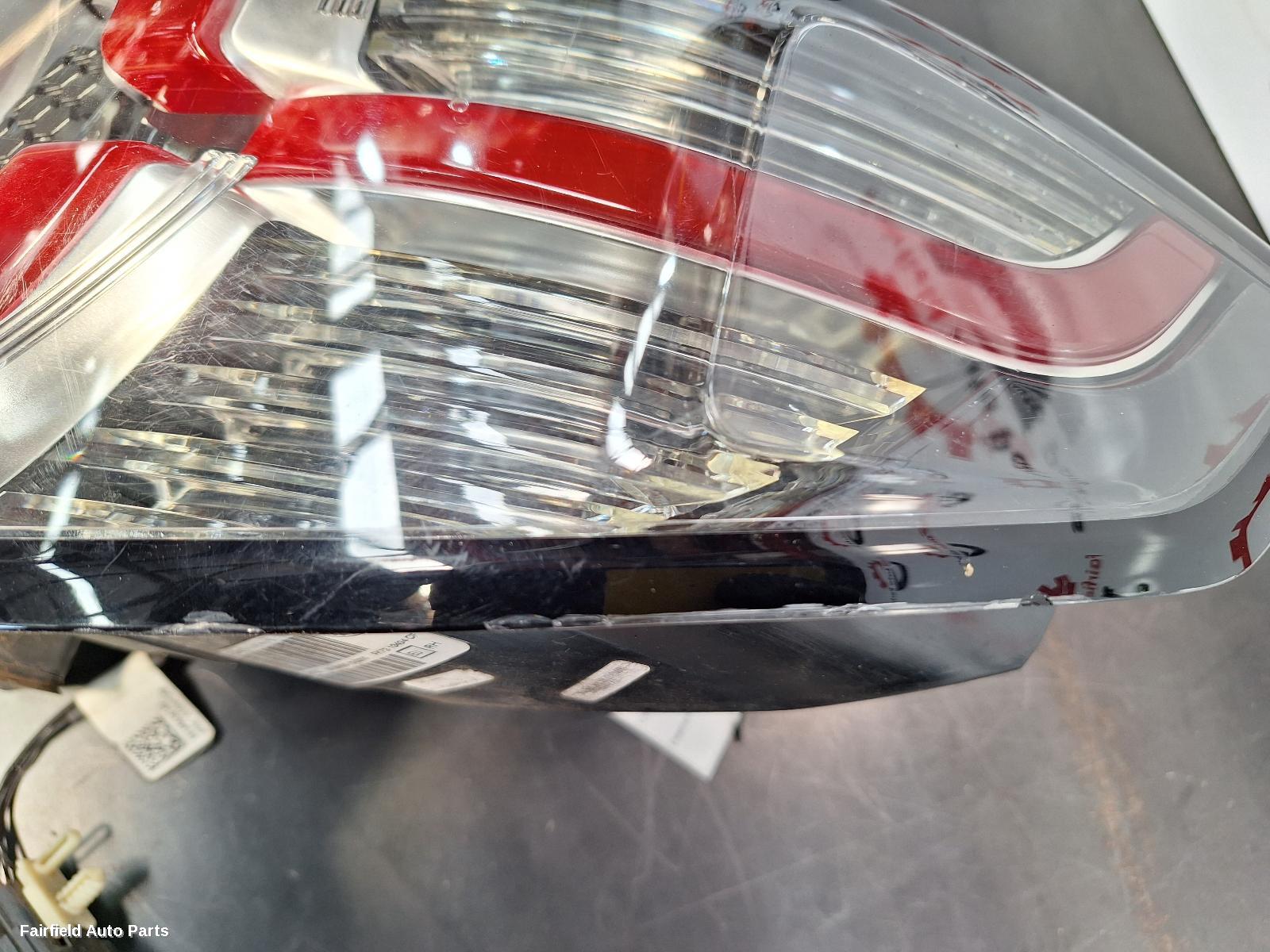 2015-2019 Land Rover Discovery Sport Right Taillight