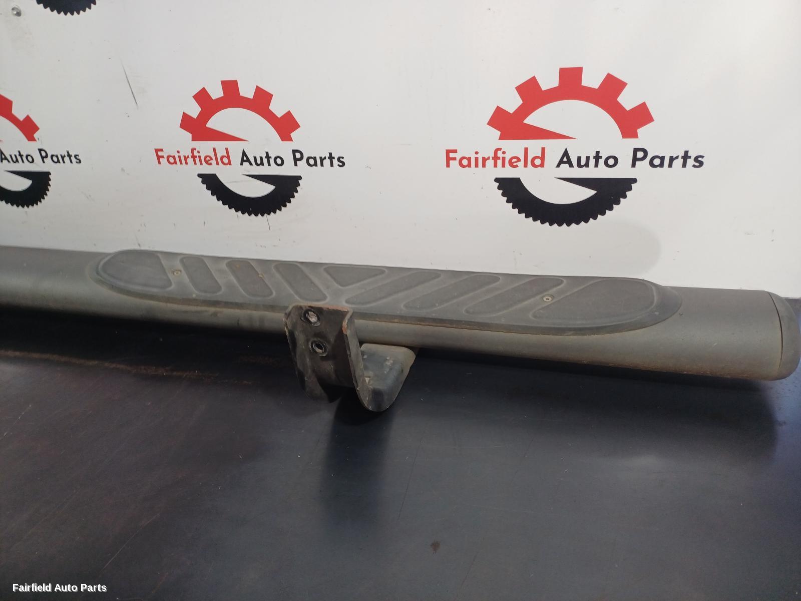 2005-2015 Nissan Navara Side Step Skirt
