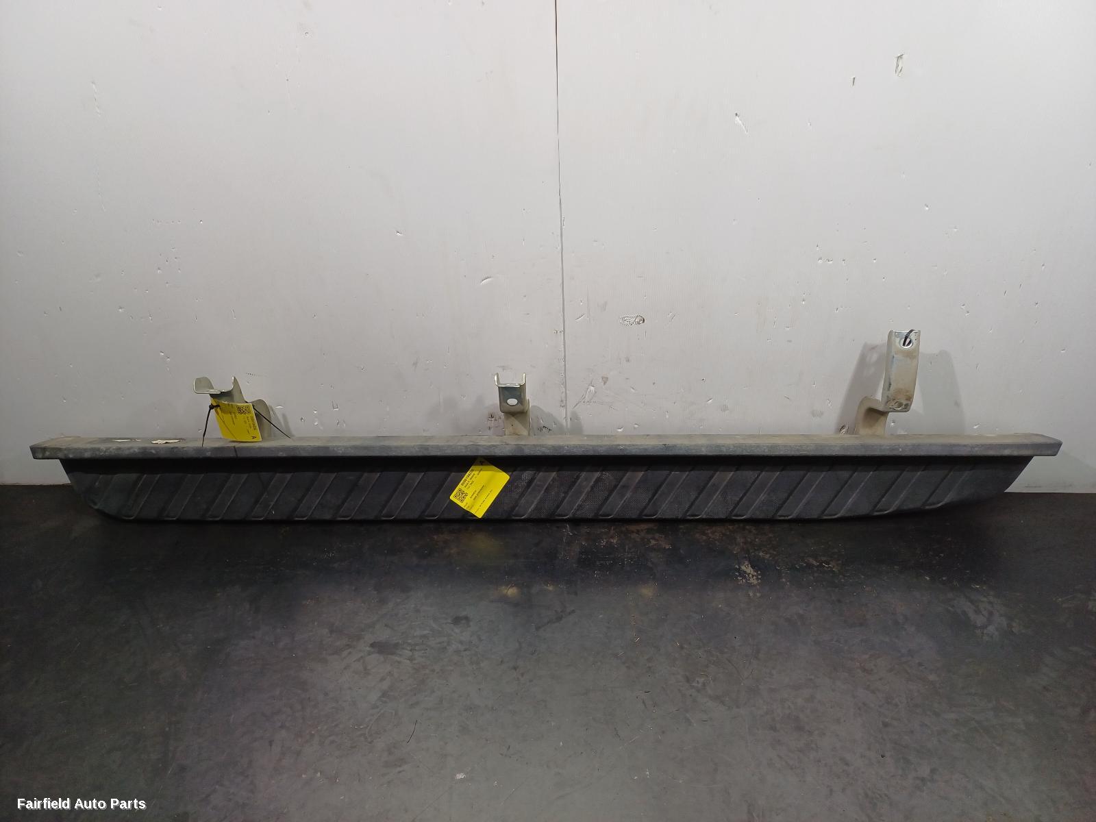 2022-2025 Ford Everest Side Step Skirt