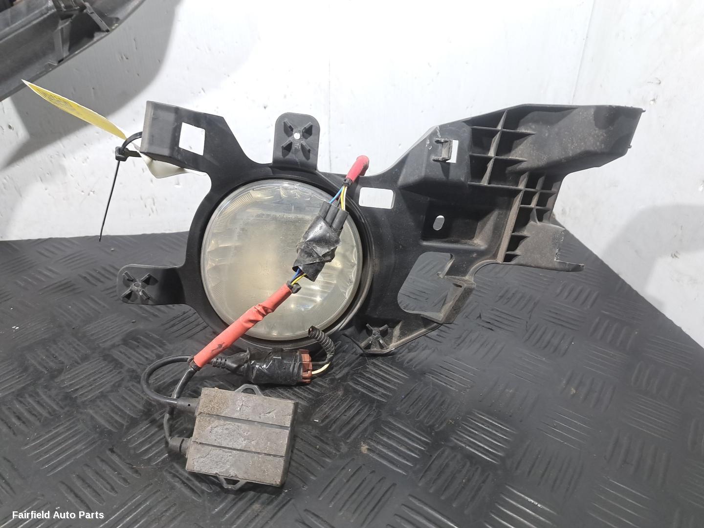 2005-2019 Toyota Estima Right Indicator Fog Side