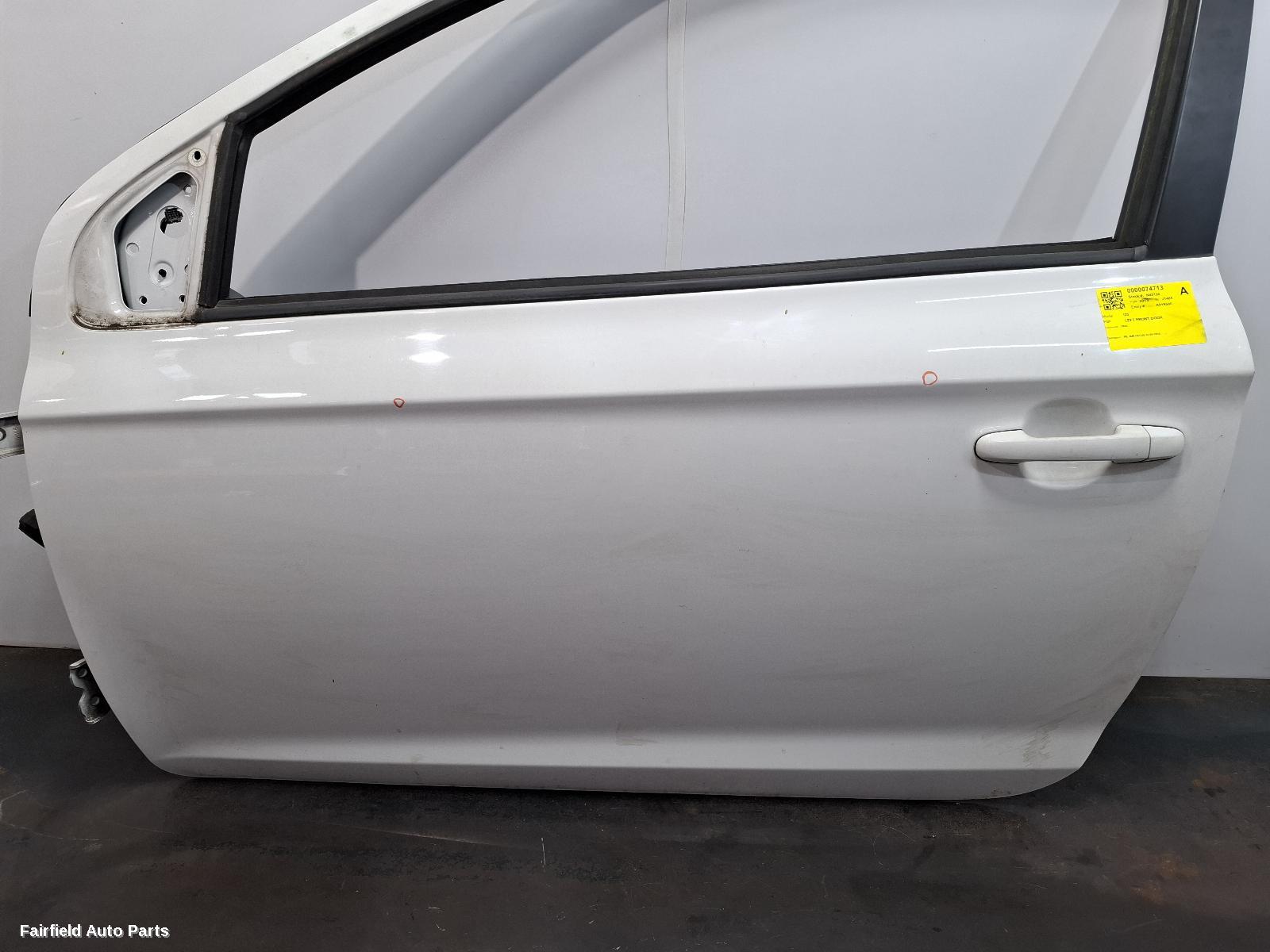 2010-2015 Hyundai I20 Left Front Door