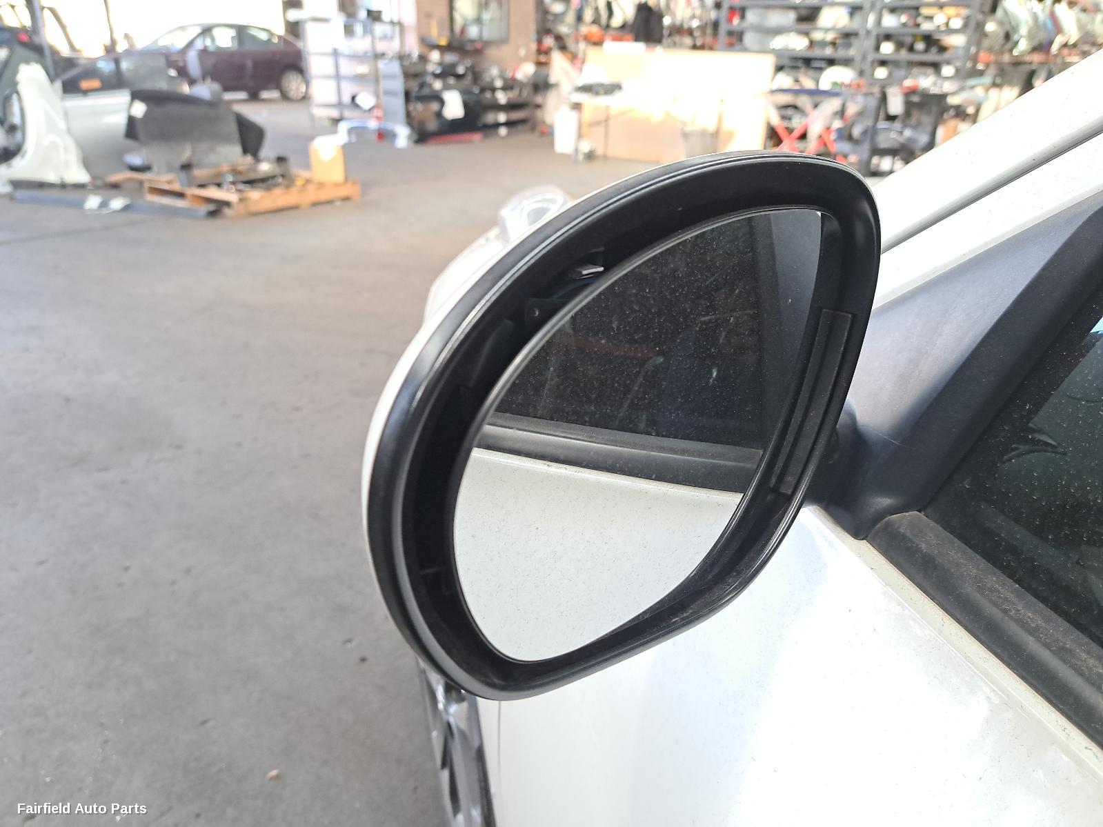 2010-2015 Nissan Juke Air Cleaner Box