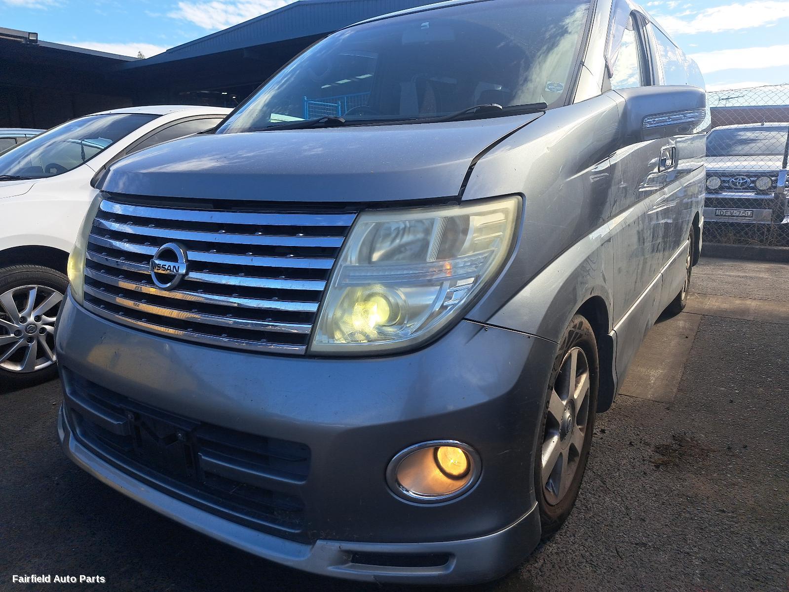 2004-2010 Nissan Elgrand Right Guard