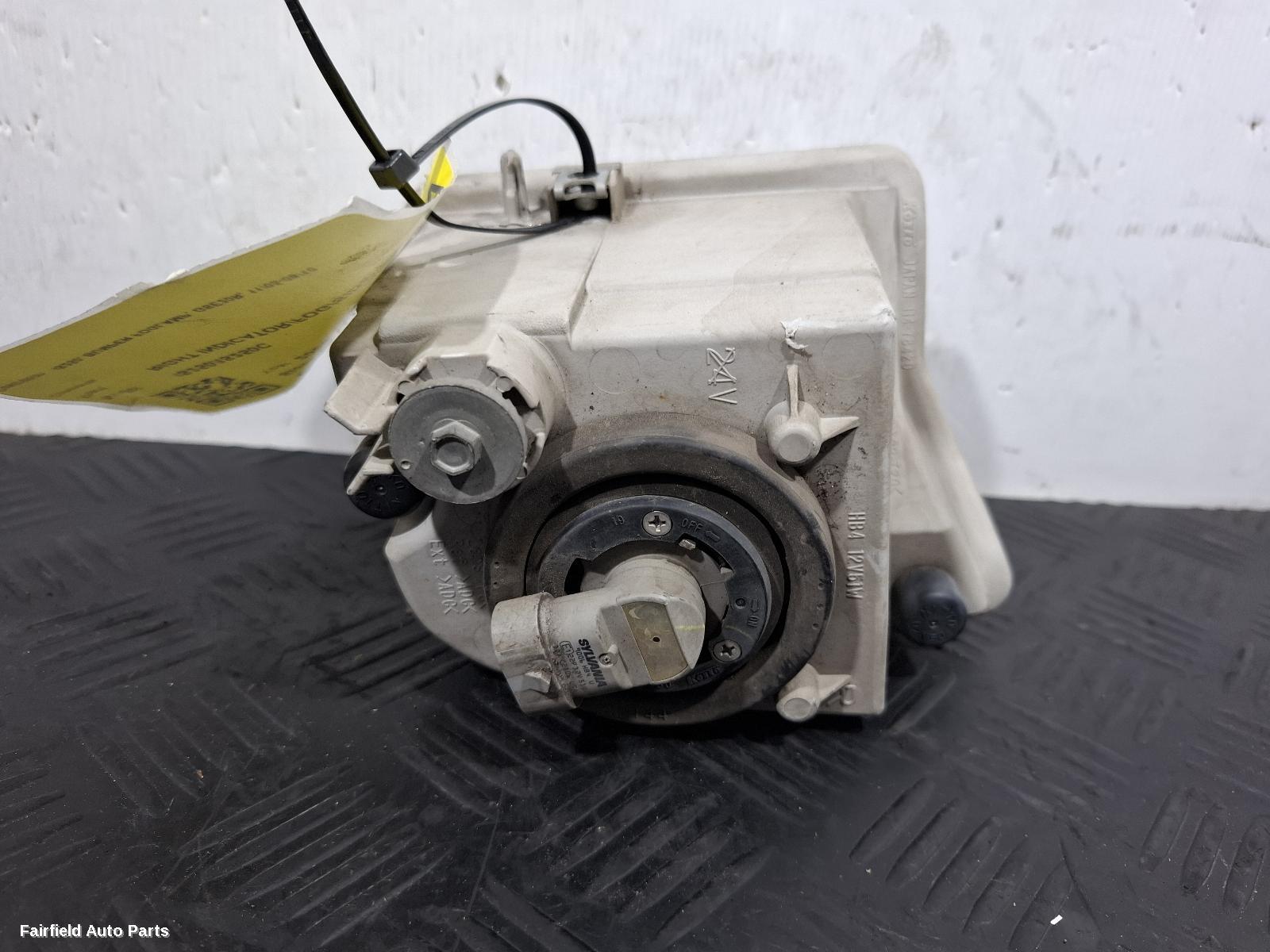 2005-2010 Lexus Is250/is250c Right Indicator Fog Side