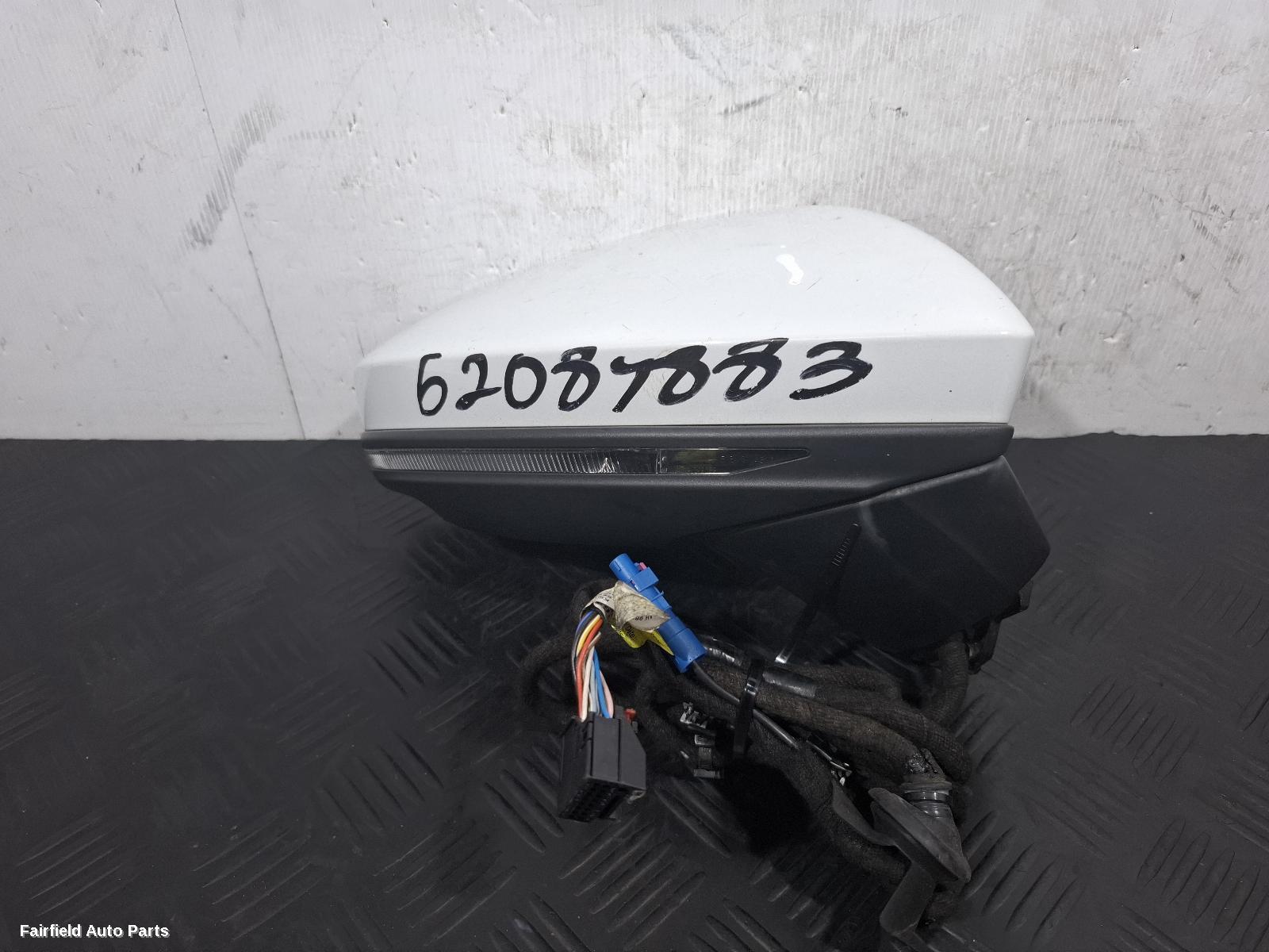 2018-2023 Audi A7 Right Door Mirror