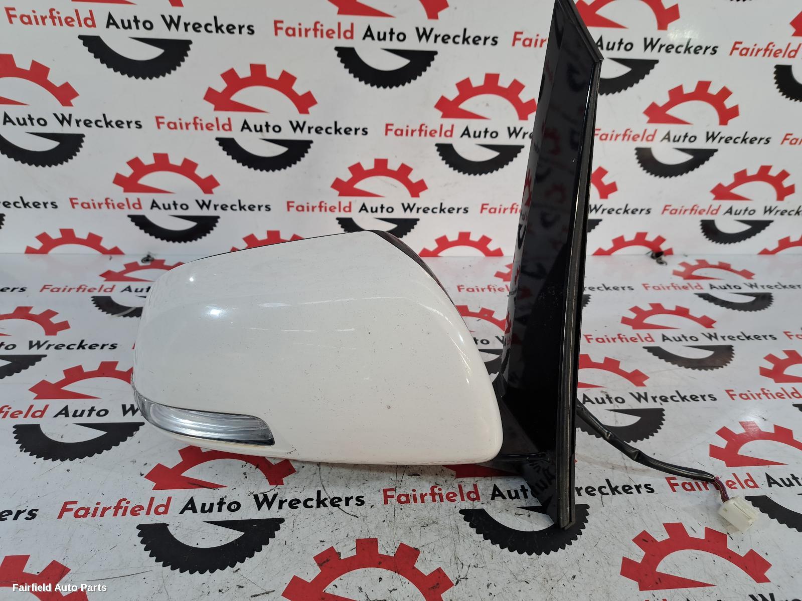 2006-2020 Toyota Tarago Right Door Mirror