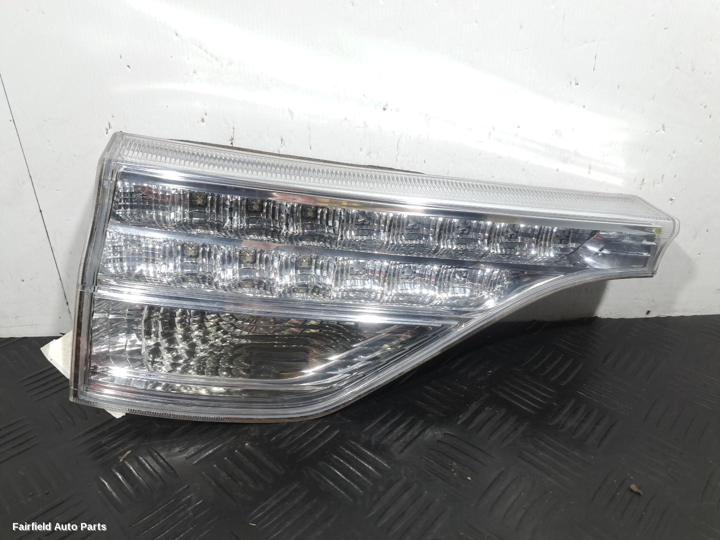 2005-2019 Toyota Estima Rear Garnish
