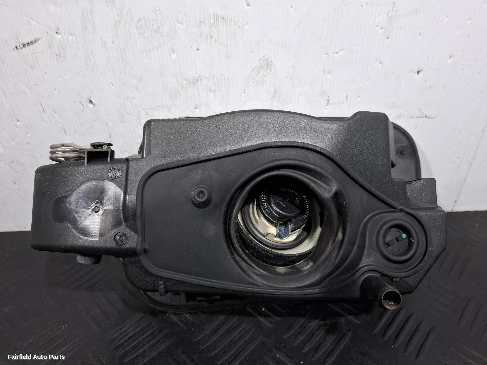 2009-2016 Mercedes E Class Fuel Door   Filler