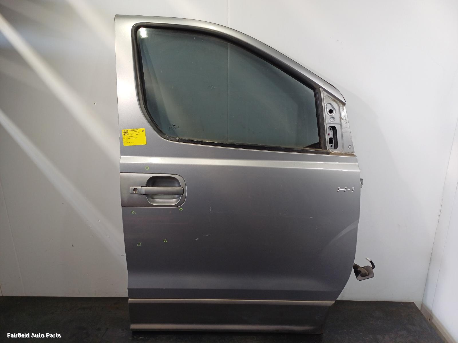 2007-2021 Hyundai Iload/imax Right Front Door