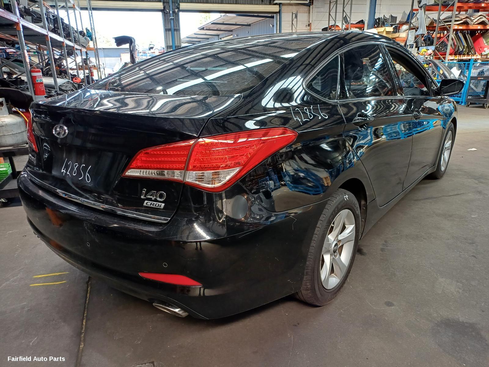 2011-2015 Hyundai I40 Radiator Support