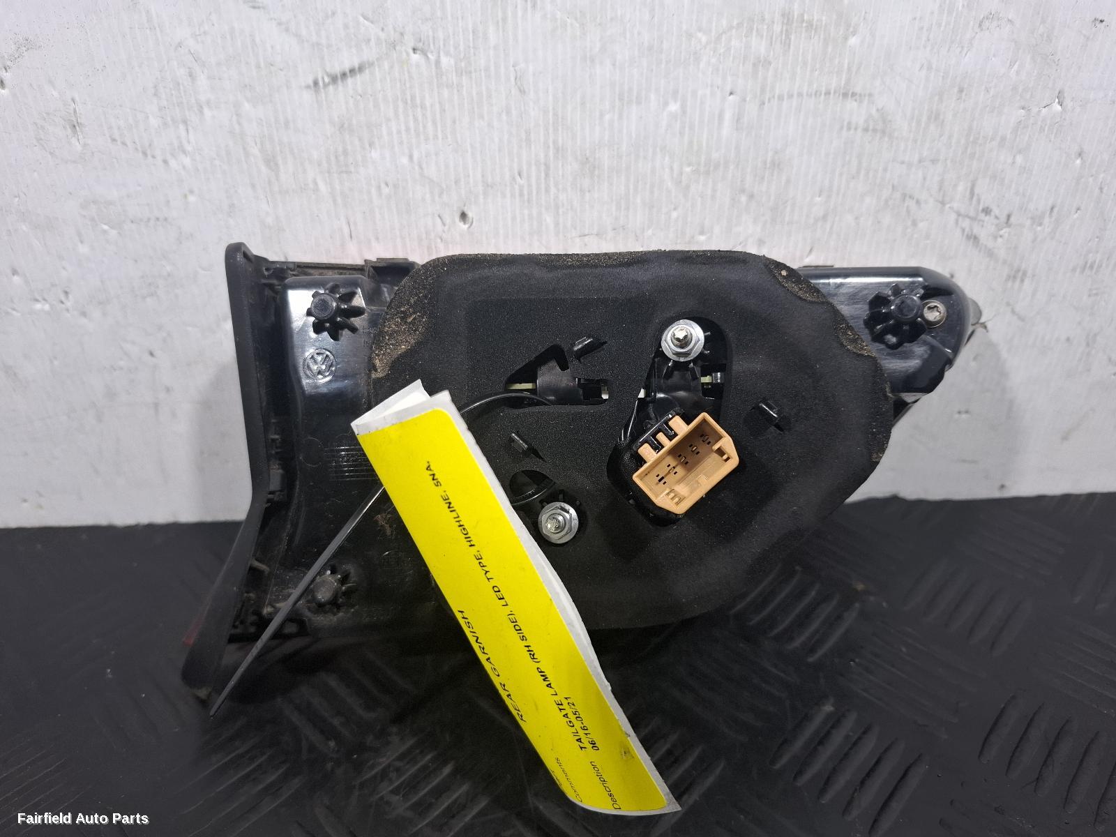 2016-2021 Volkswagen Tiguan Rear Garnish