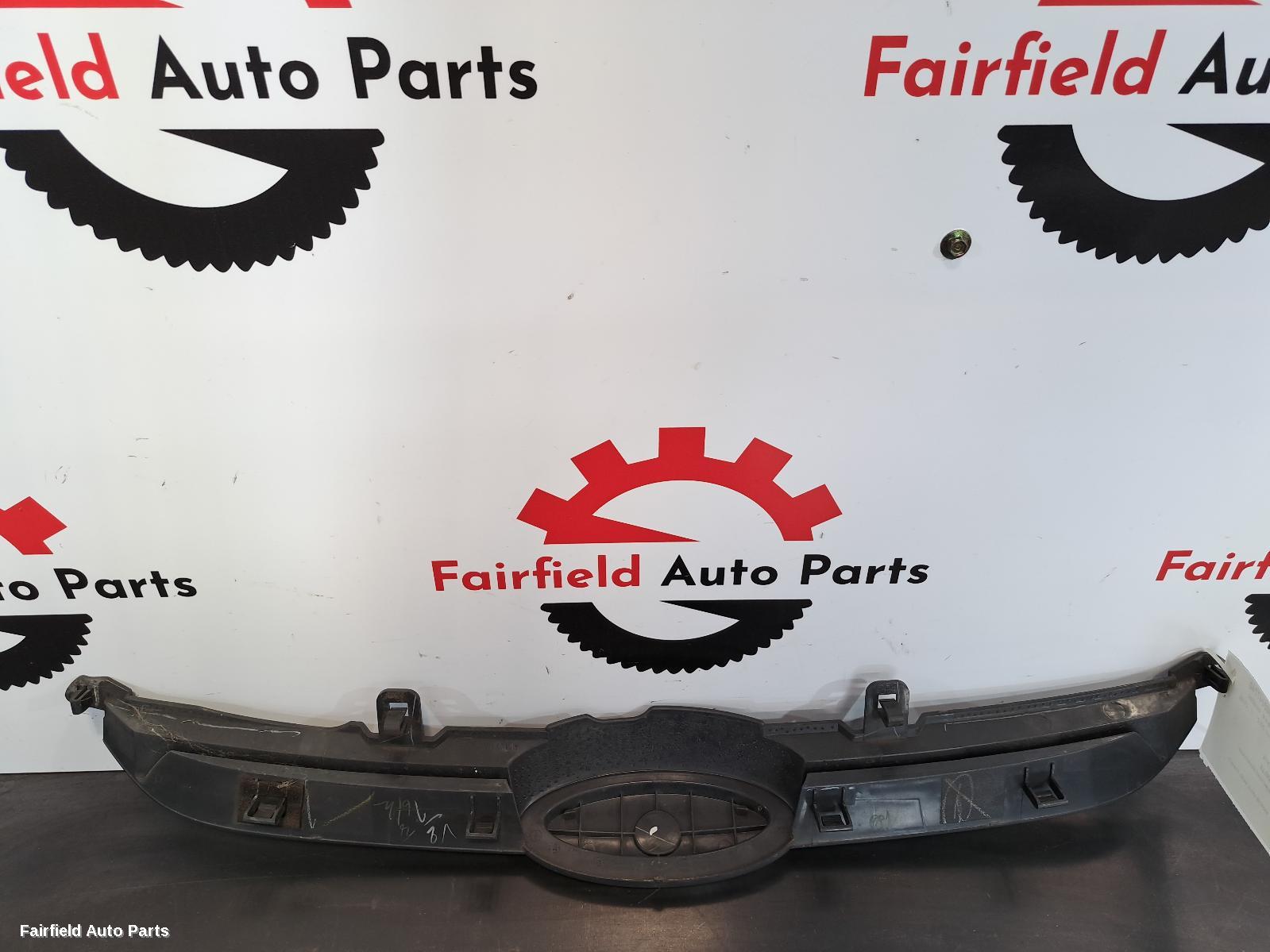 2008-2013 Ford Fiesta Grille