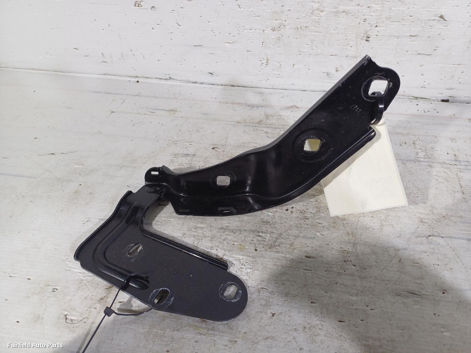 2010-2018 Porsche Cayenne Bonnet Hinge Strut
