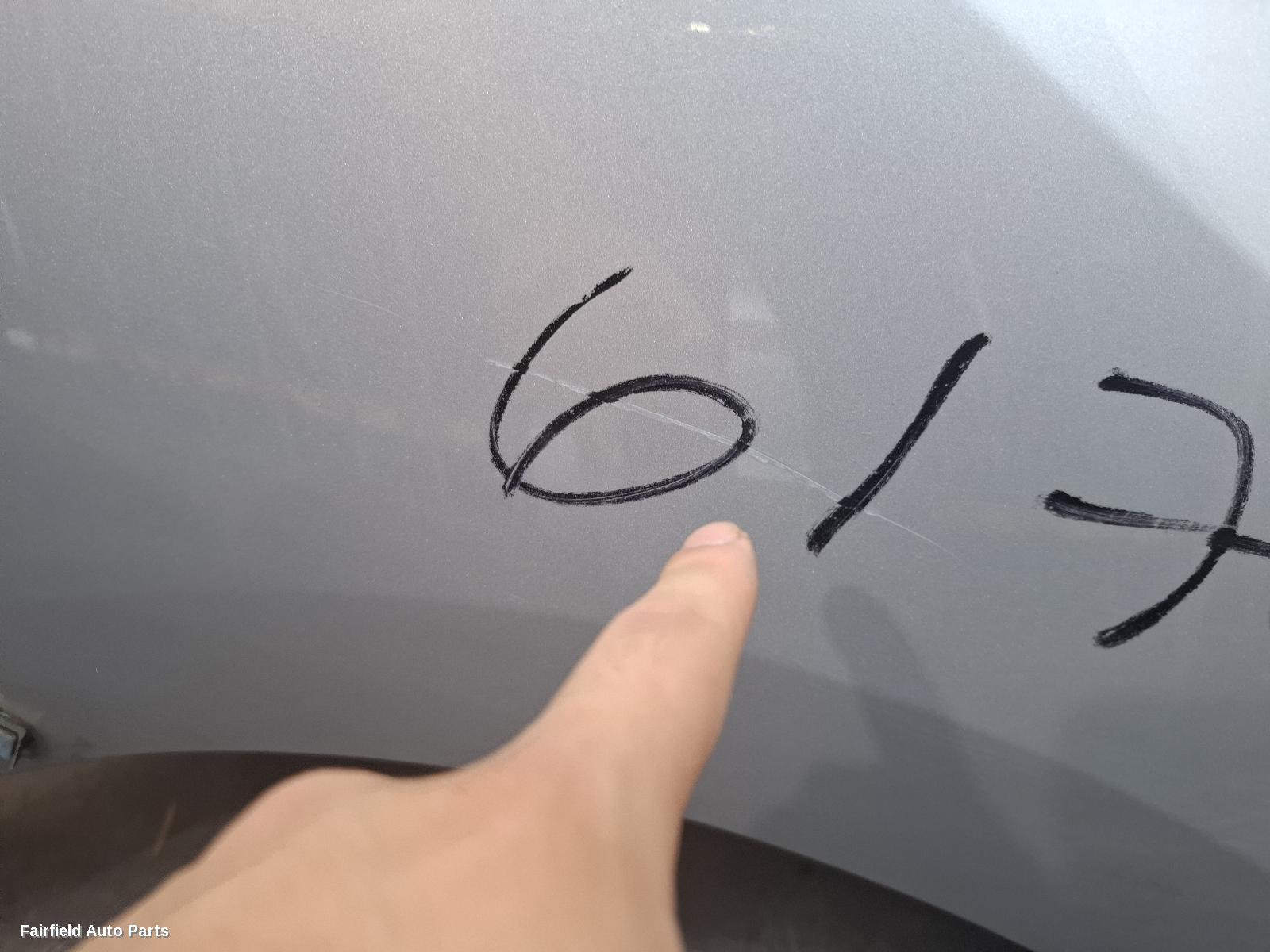 2008-2019 Toyota Estima Right Guard