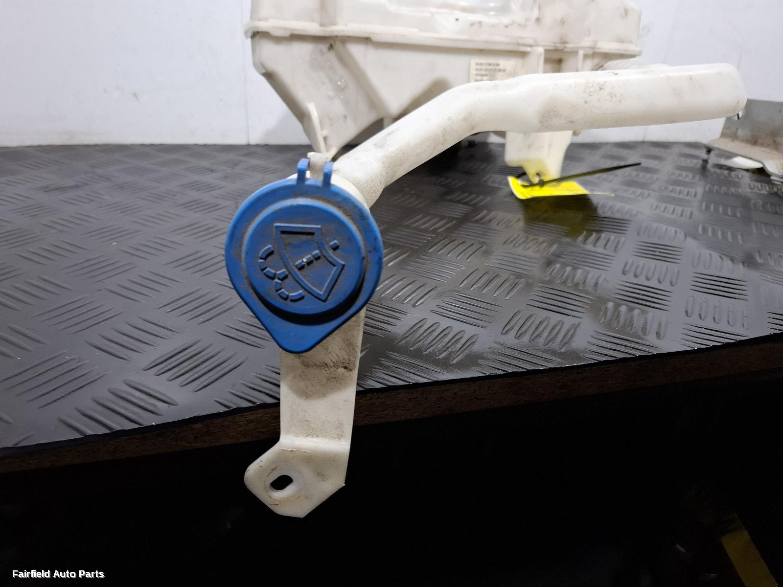 2015-2019 Land Rover Discovery Sport Washer Bottle