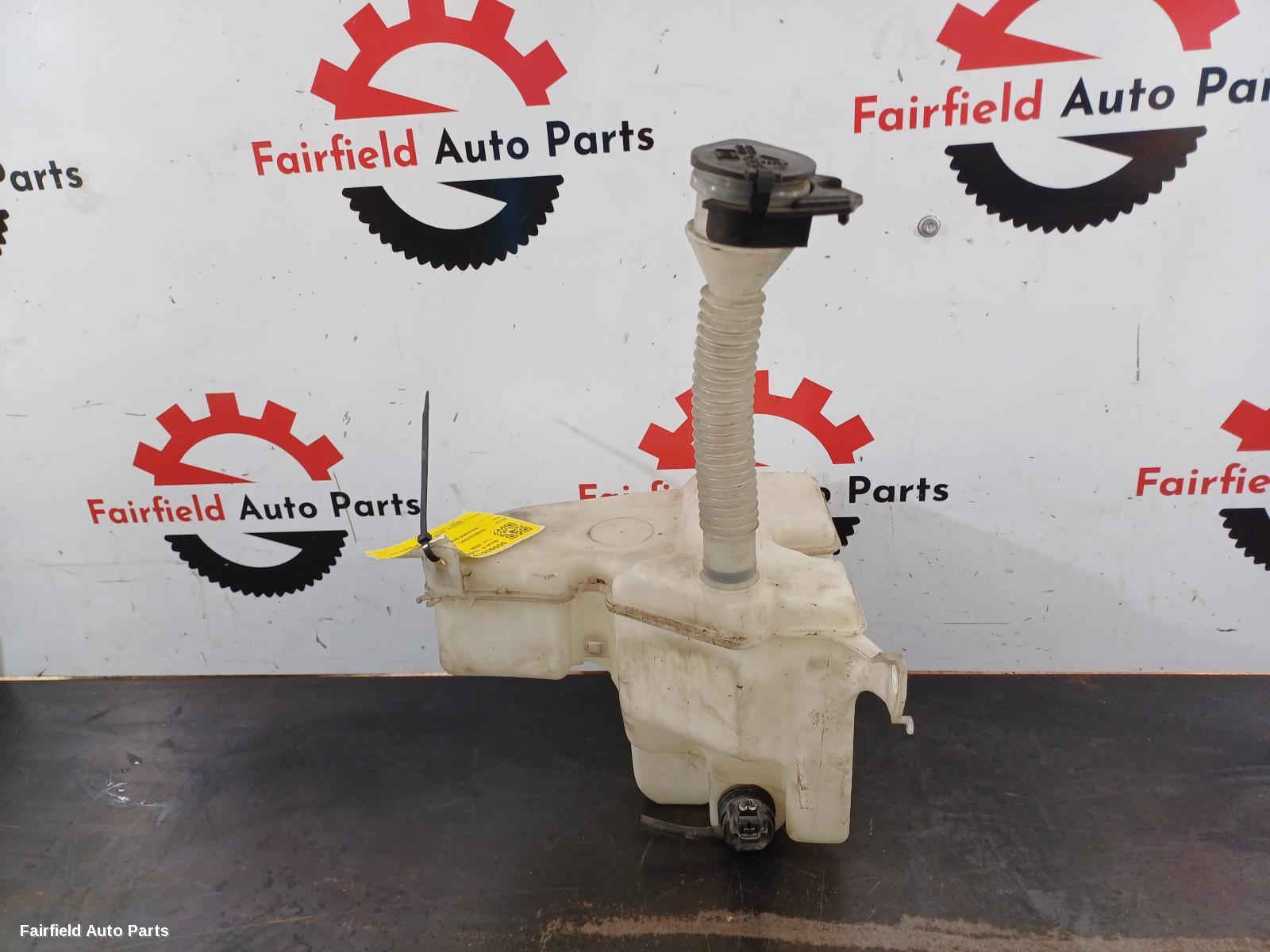2005-2014 Lexus Is250/is250c Washer Bottle