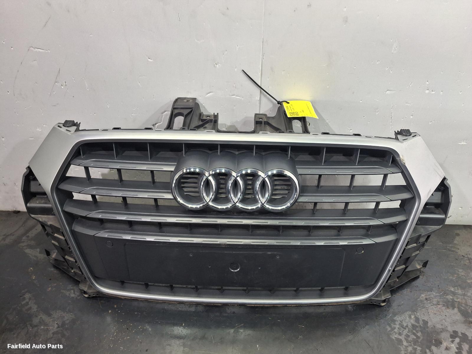 2014-2018 Audi Q3 Grille
