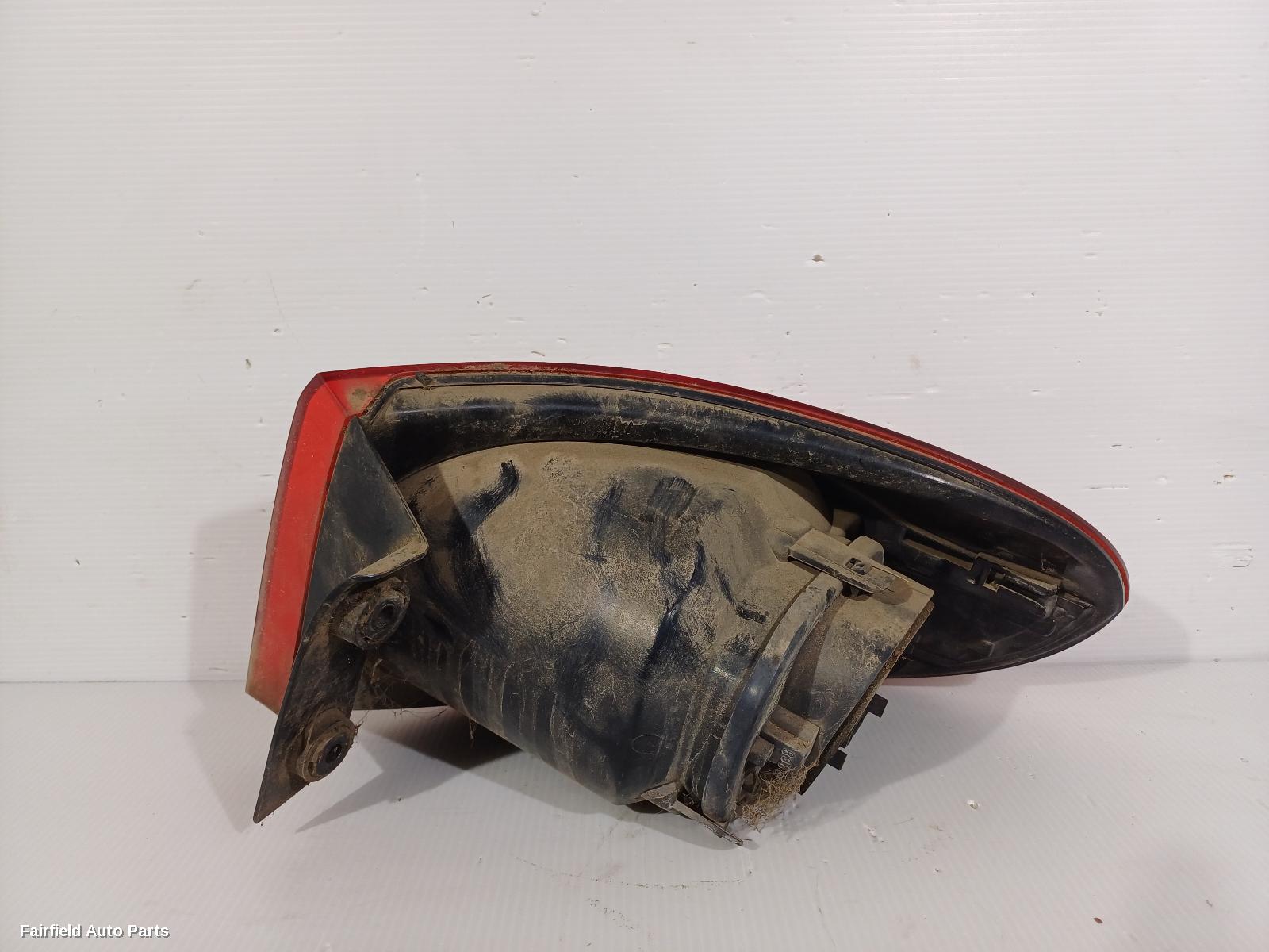 2008-2011 Volkswagen Tiguan Left Taillight