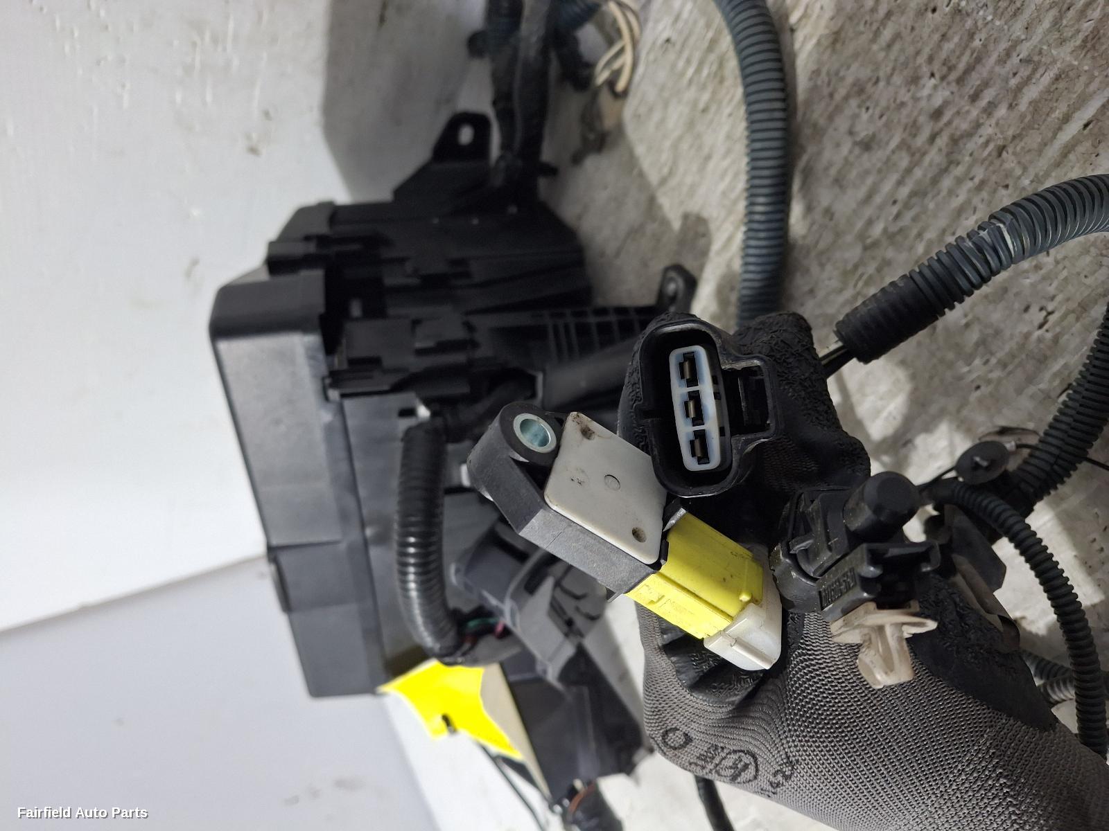 2007-2013 Toyota Corolla Fuse Box