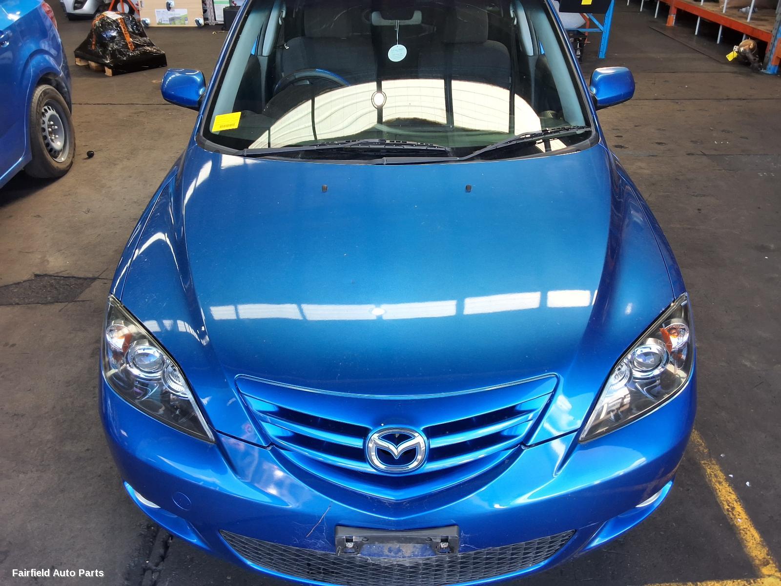 2003-2009 Mazda 3 Right Guard