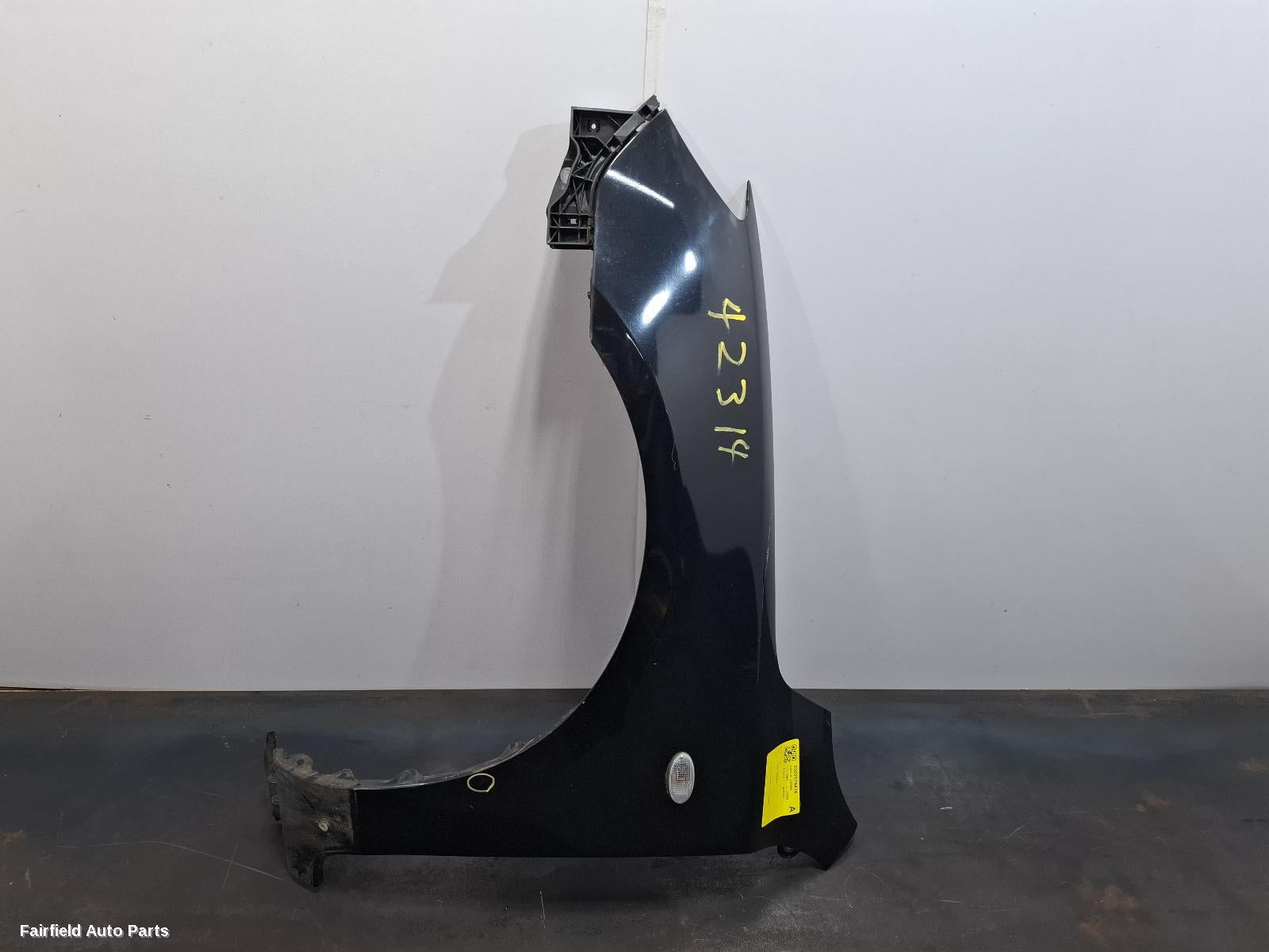 2003-2009 Mazda 3 Left Guard