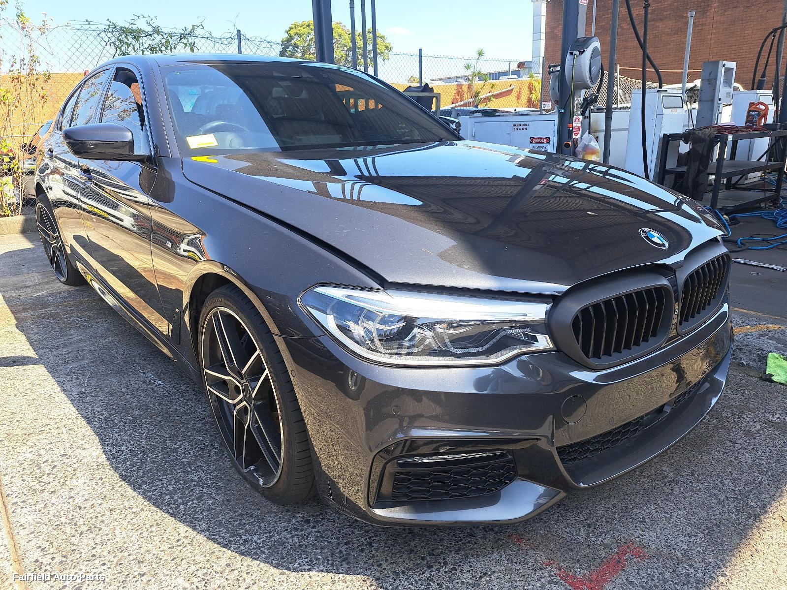 2017 Bmw 5 Series Side Step Skirt