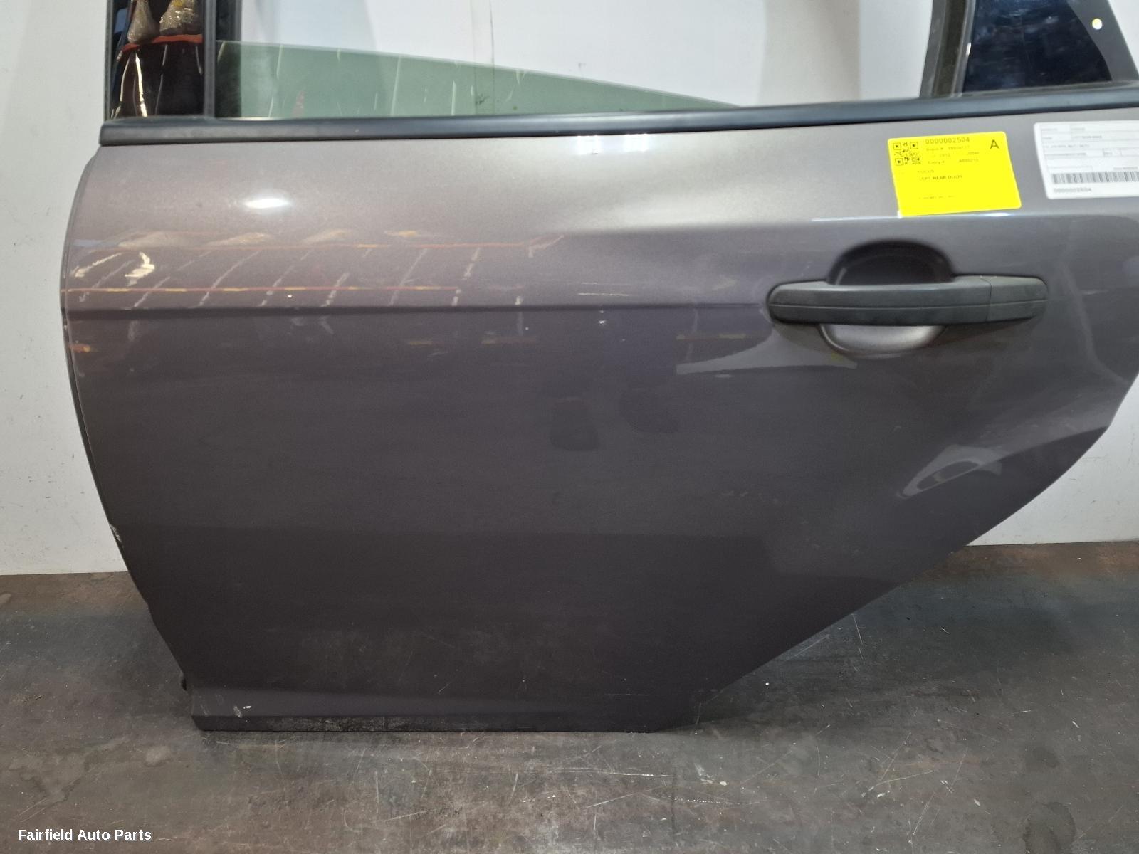 2011-2013 Ford Focus Left Rear Door Sliding