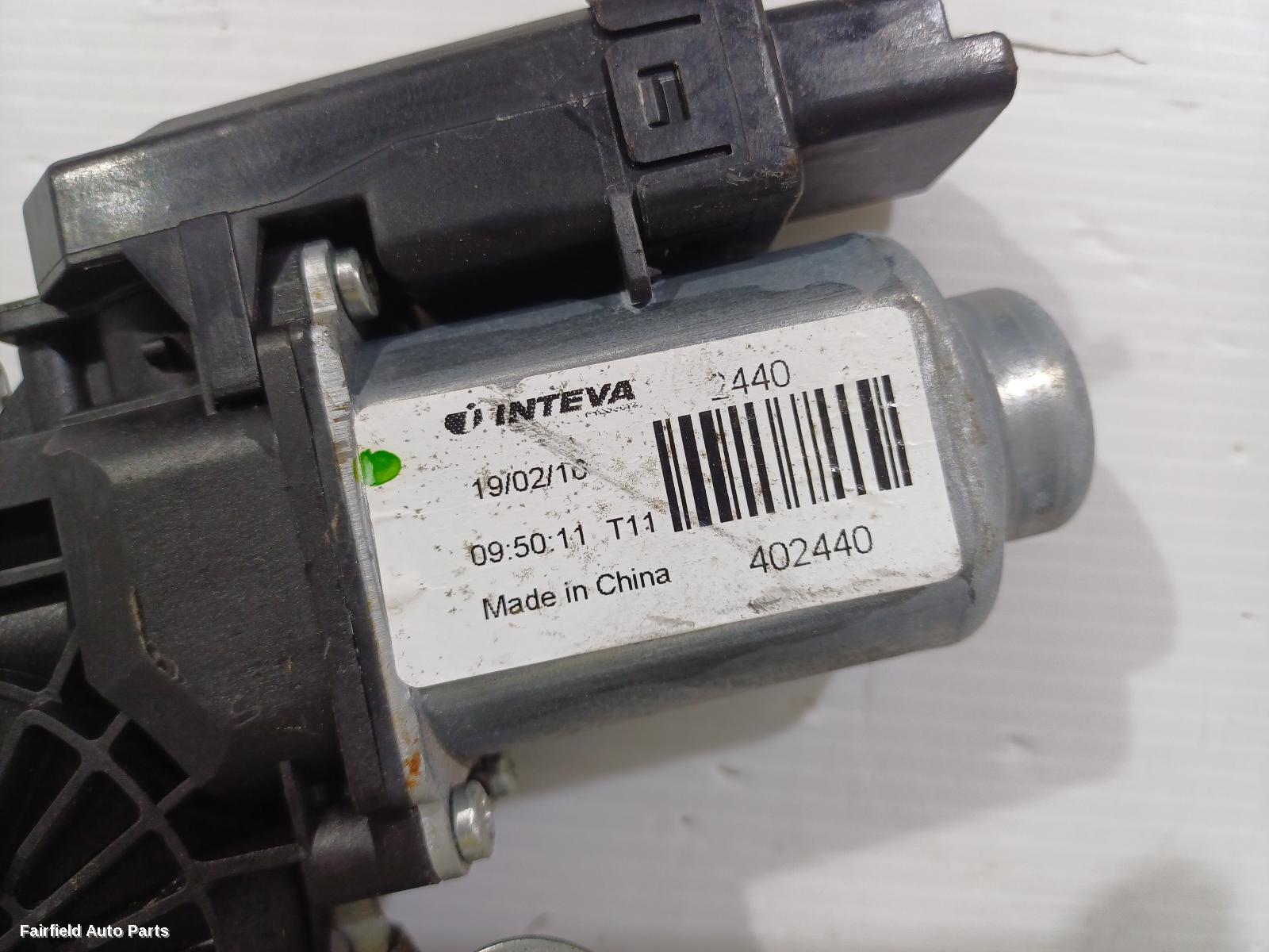2011-2019 Hyundai Accent Right Front Window Reg Motor