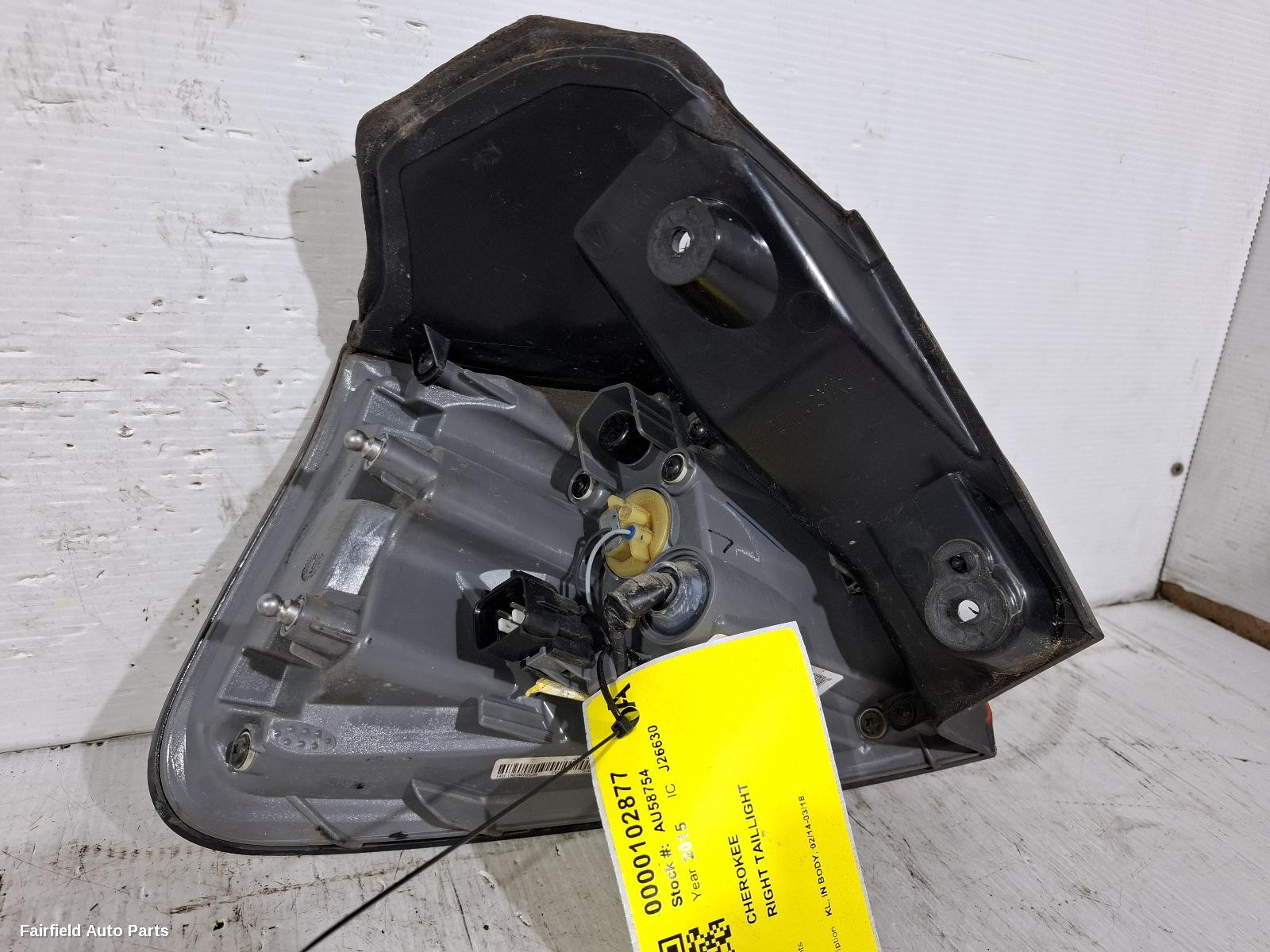 2014-2018 Jeep Cherokee Right Taillight