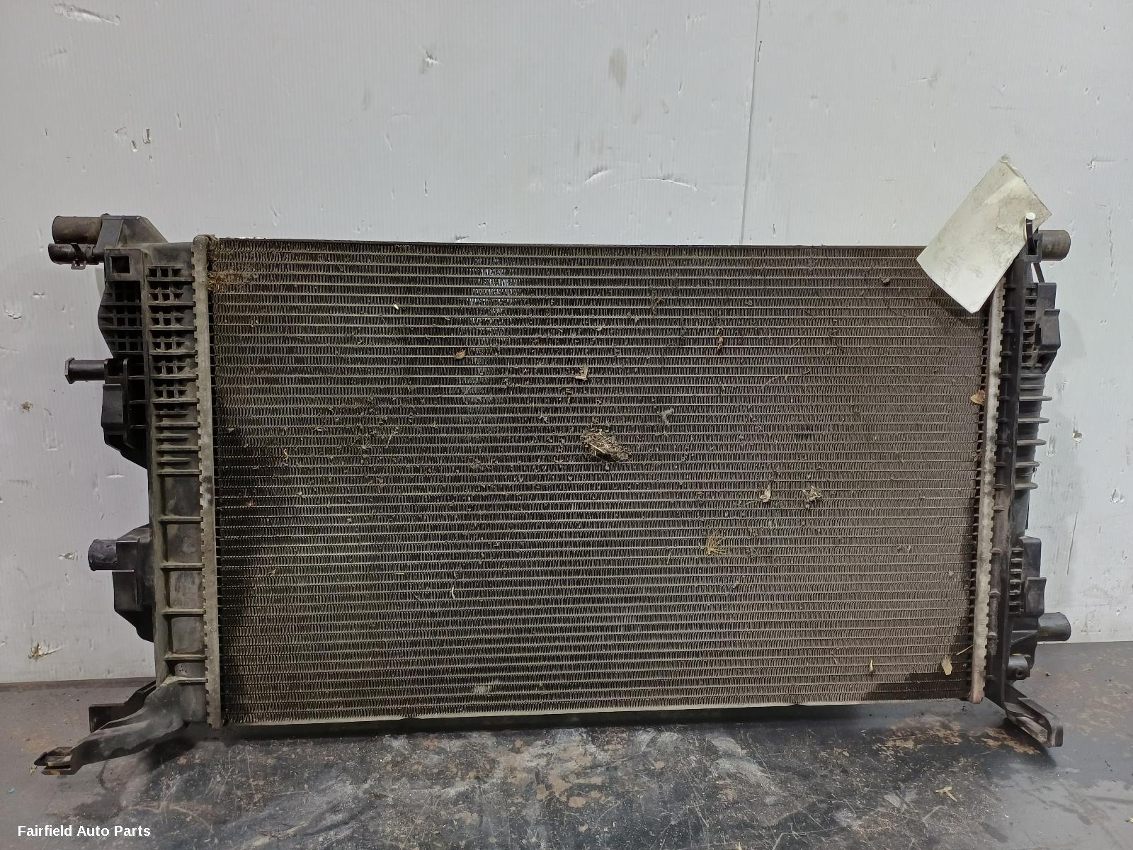 2011-2016 Renault Megane Radiator