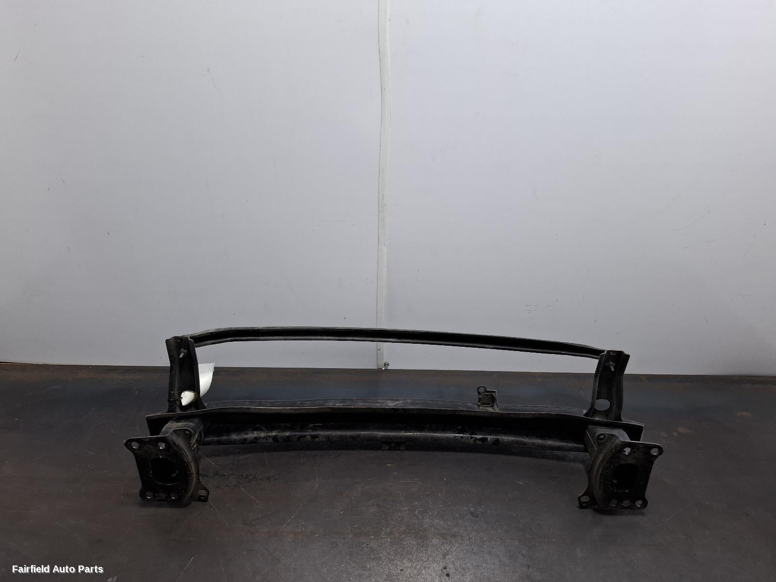 2010-2015 Volkswagen Caddy F Bar Reinforc Brack
