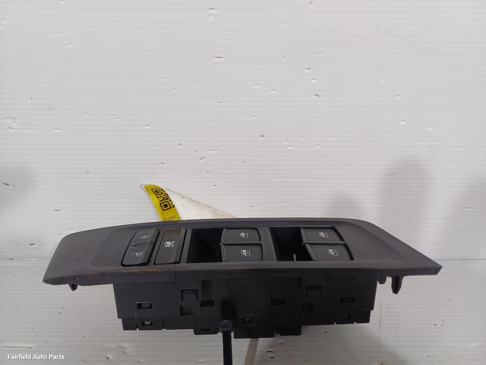 2021-2025 Ldv T60 Pwr Dr Wind Switch